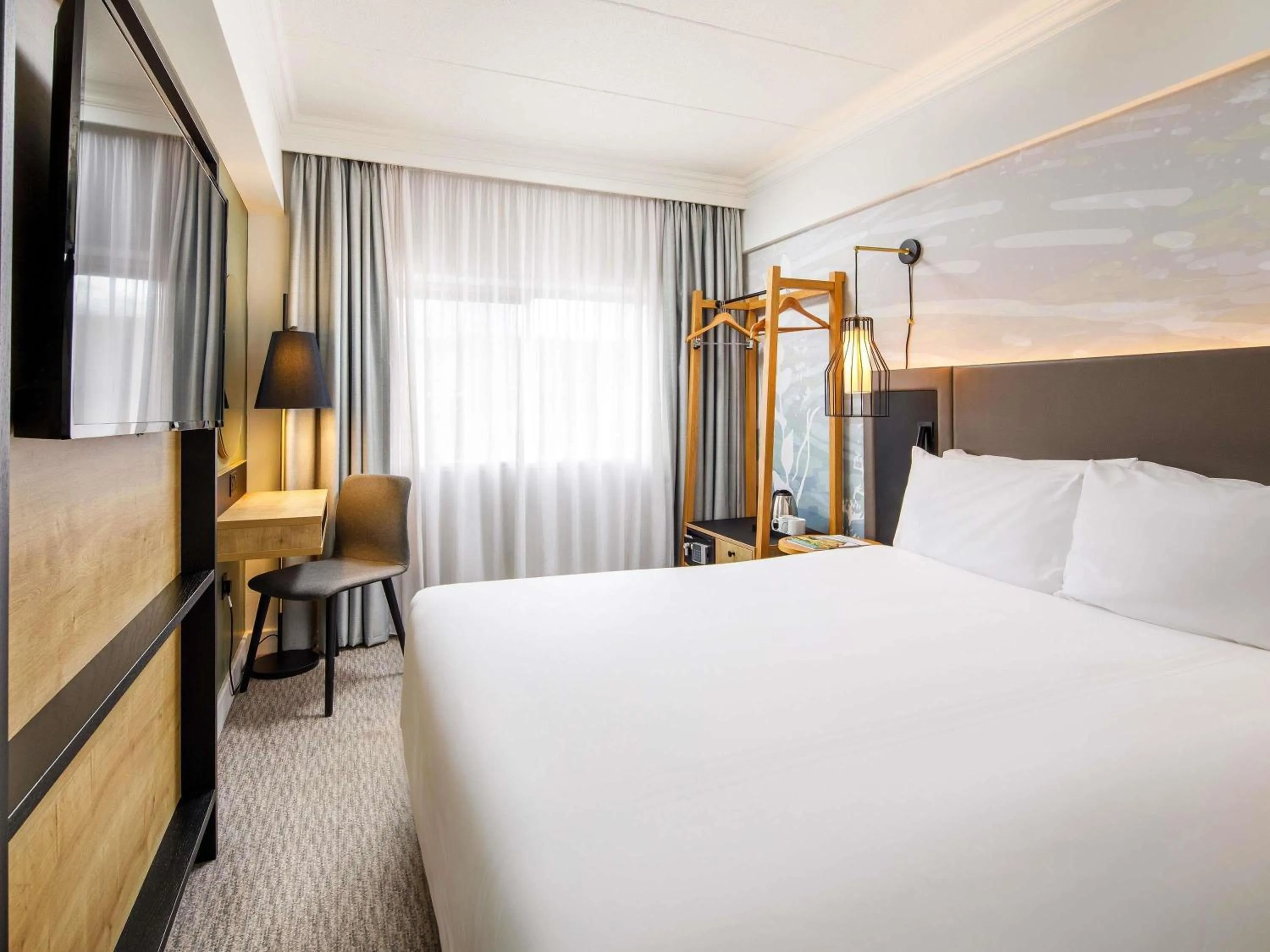 Classic Double Room in Mercure Bedford Centre Hotel