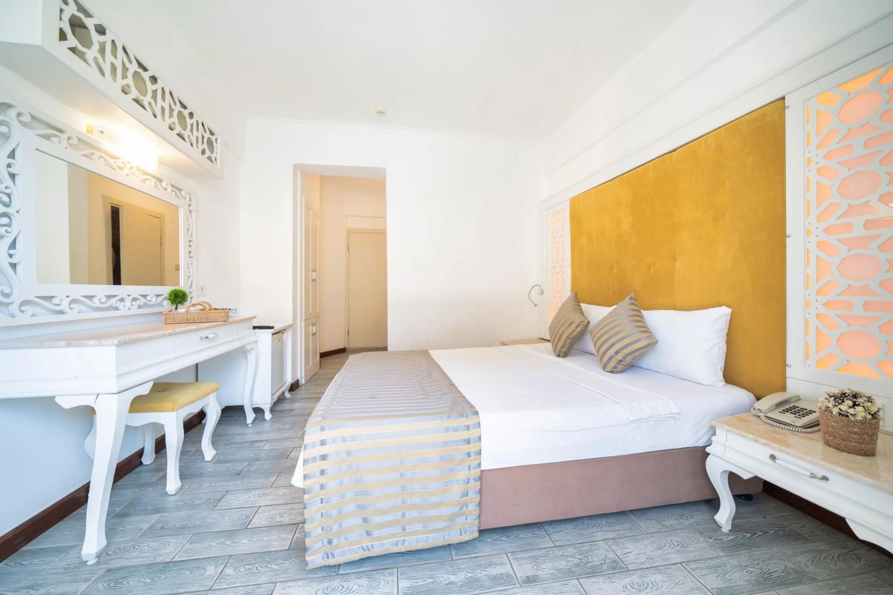 Standard Room with Balcony Garden or Pool view in Ata Lagoon Beach Hotel