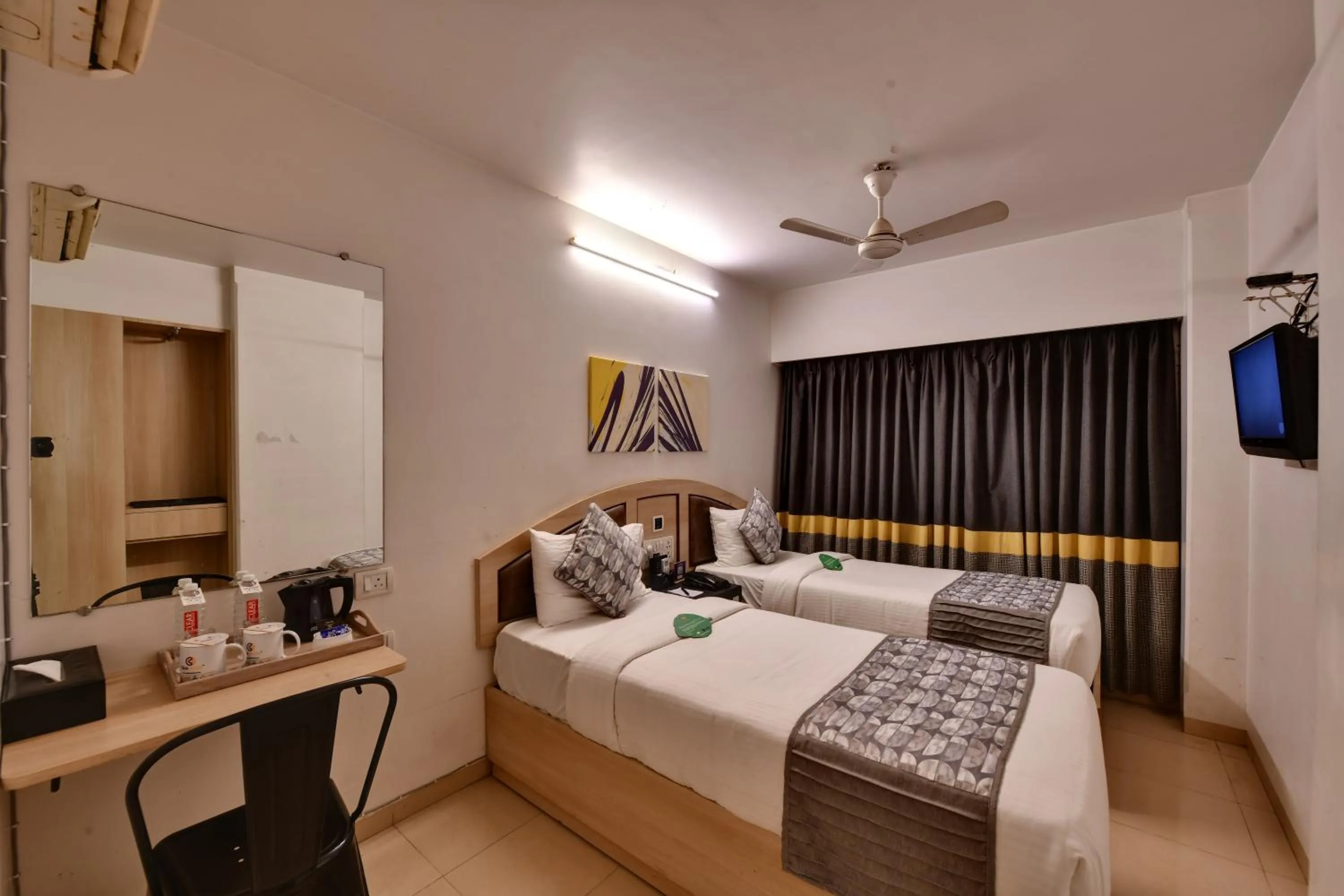 Deluxe Double or Twin Room - single occupancy in Click Hotels Andheri MIDC