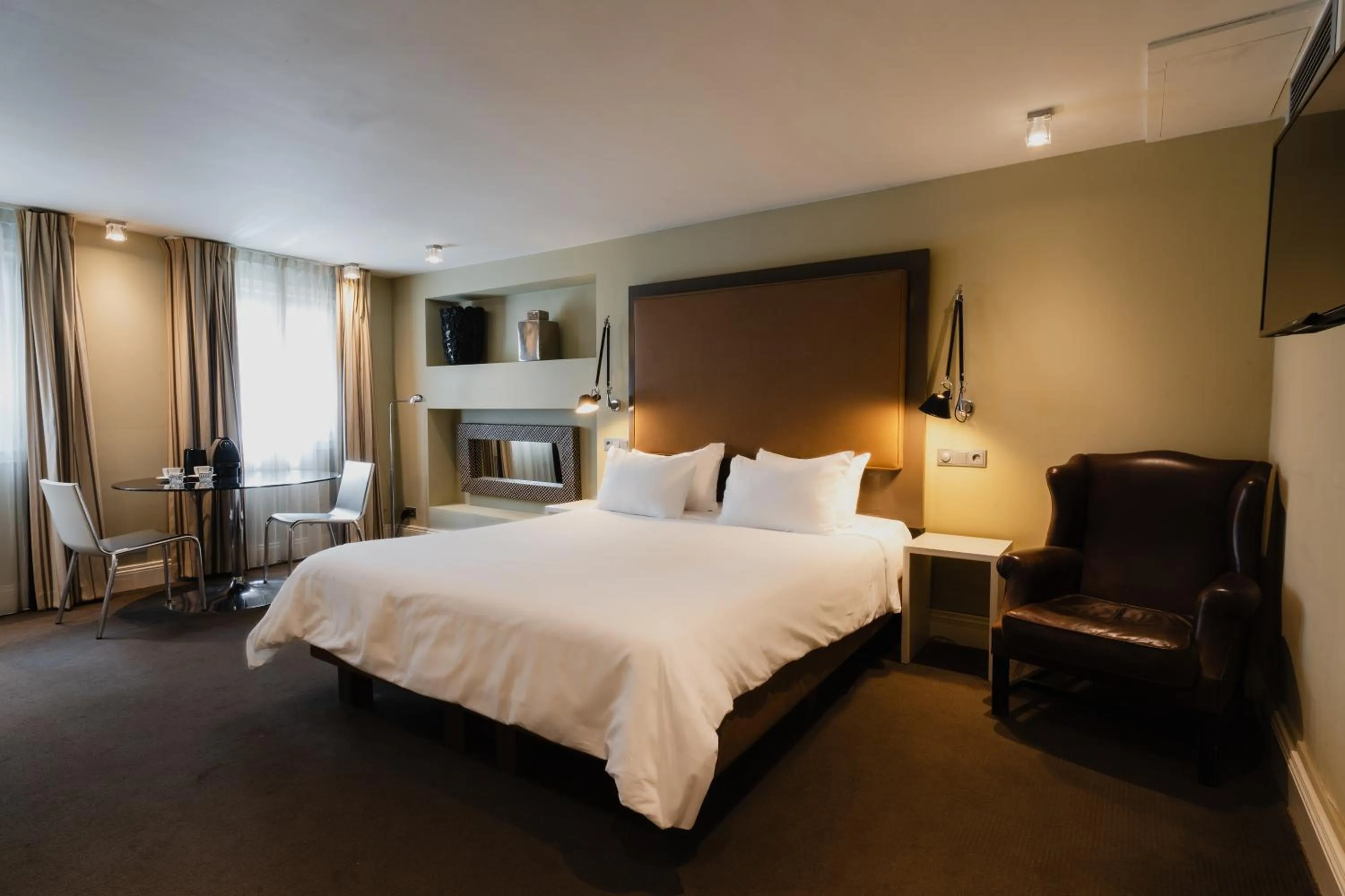 Souterrain Executive Double or Twin Room in Hotel Roemer Amsterdam