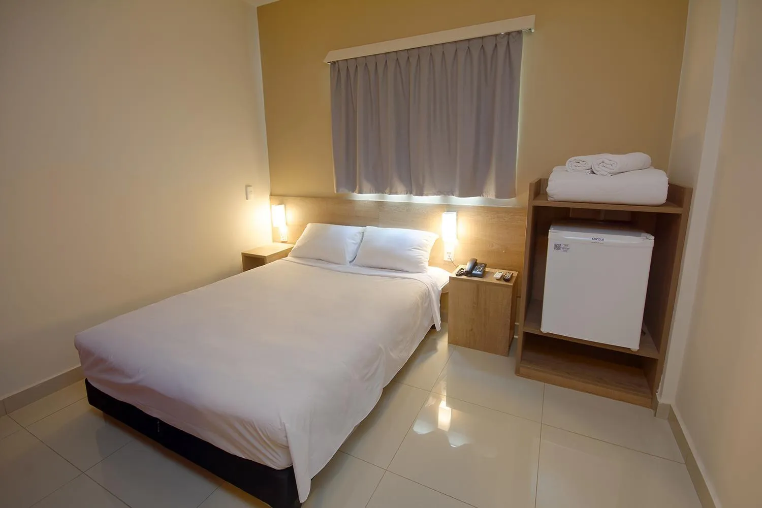 Double Room - single occupancy - Disability Access in Golden Tower Express Franca by Fênix Hotéis