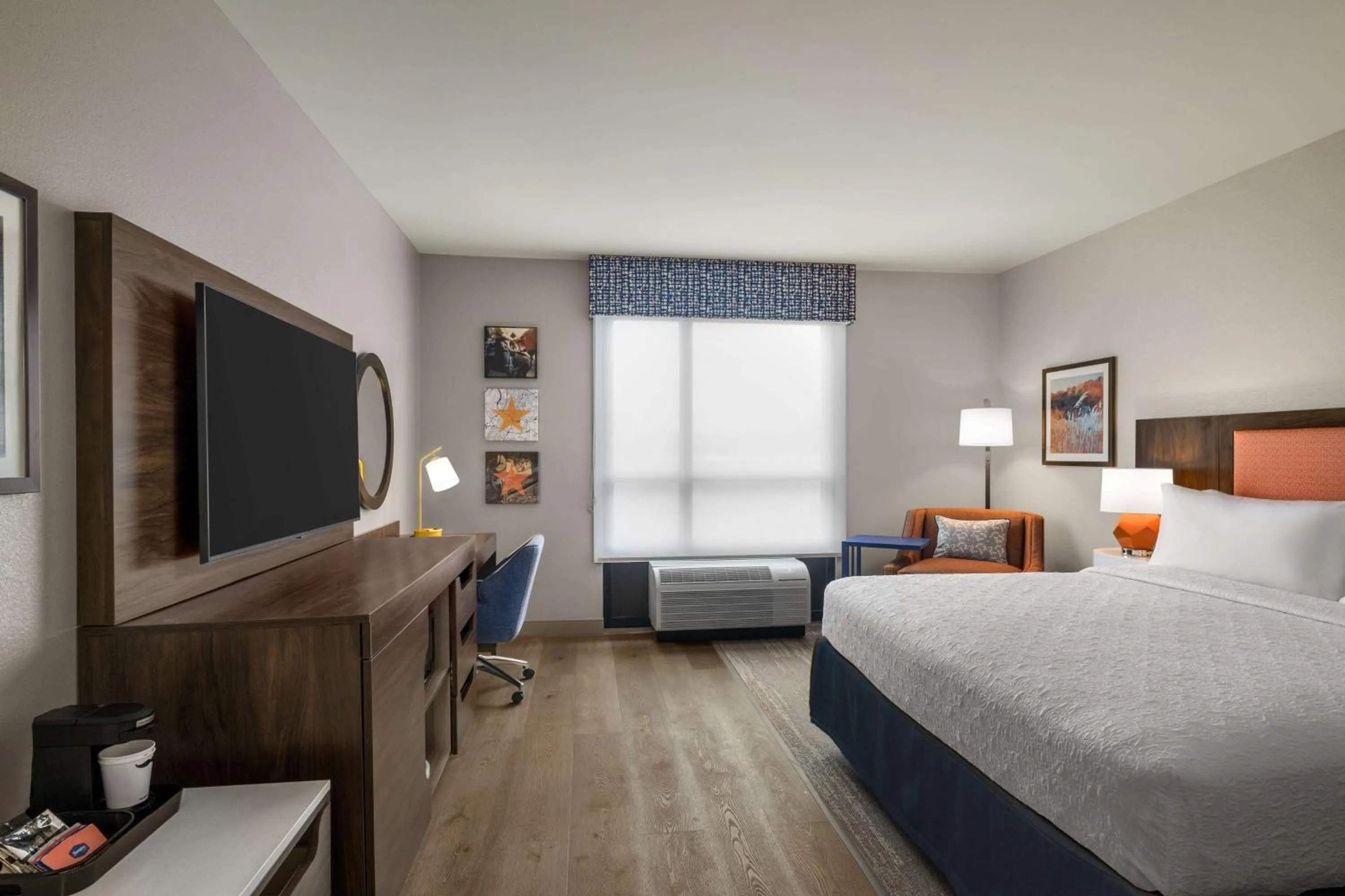 King Room in Hampton by Hilton East Austin - near UT and Capitol