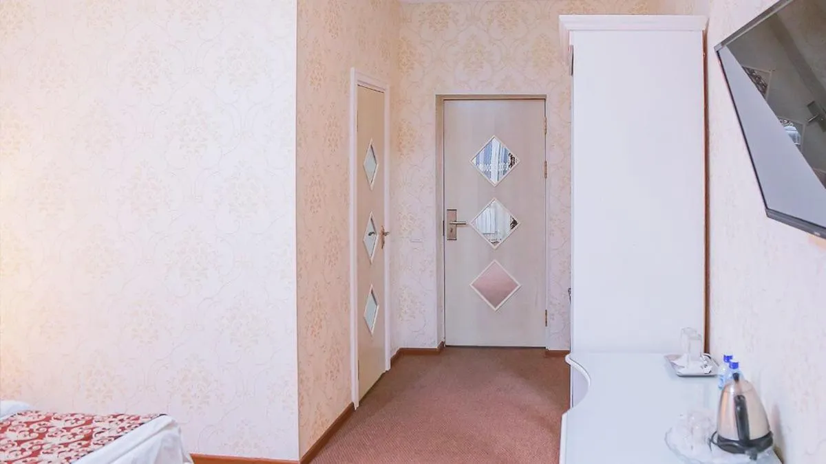 Standard Triple Room in Reikartz Modarixon Bukhara