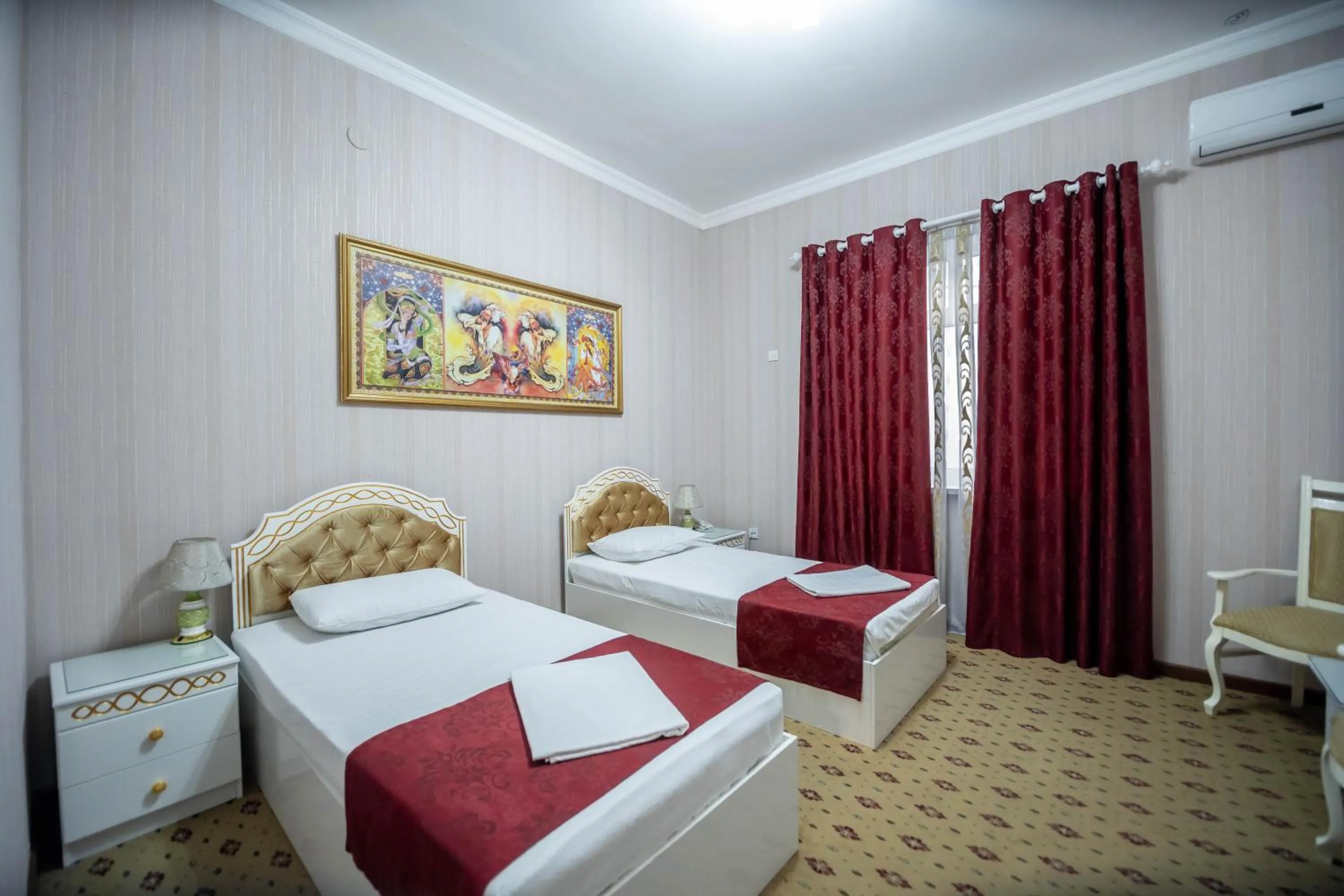 Twin Room with Private Bathroom - single occupancy in Reikartz Modarixon Bukhara