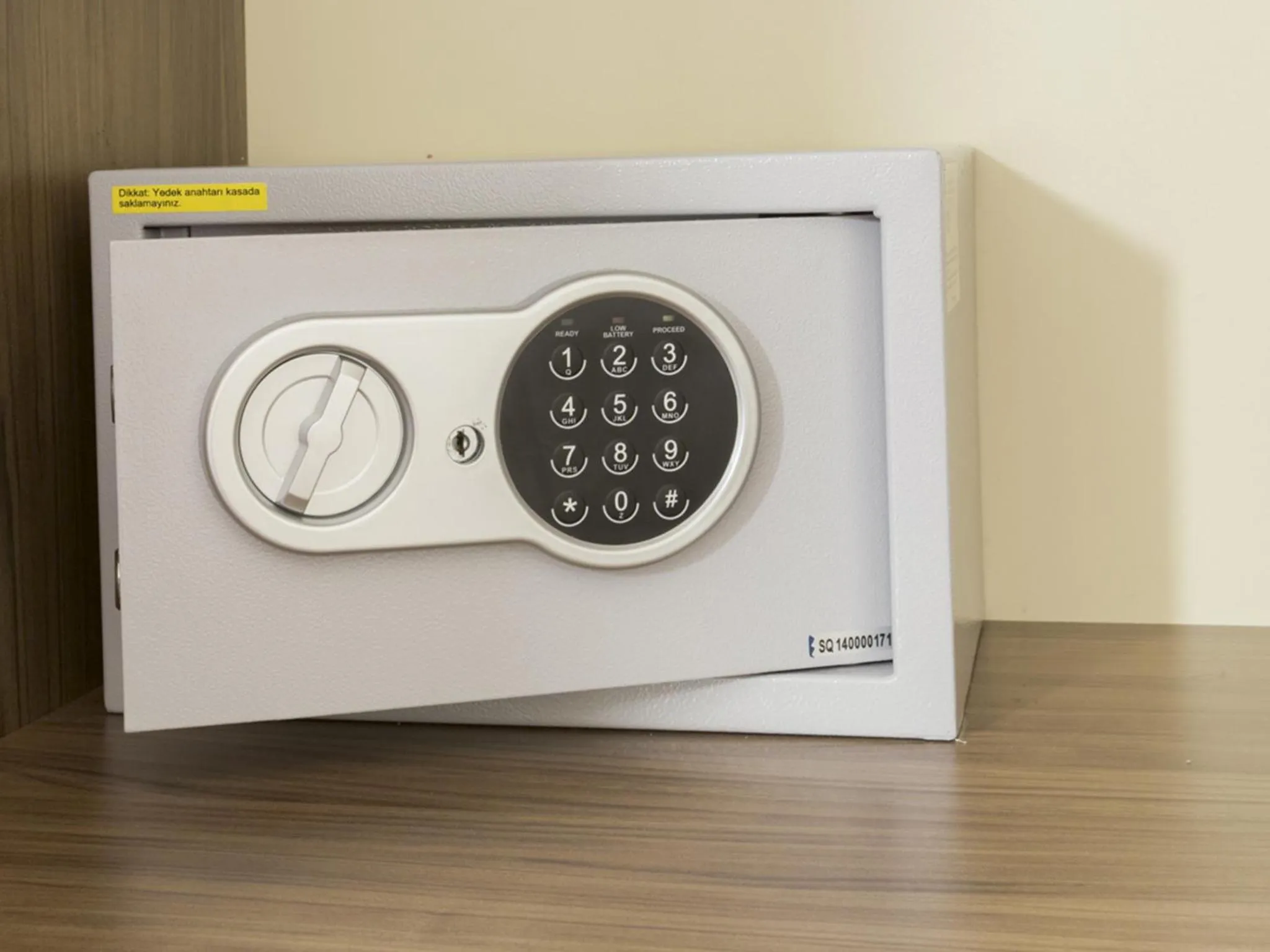 City View King Suite in Zendy Suite Hotel