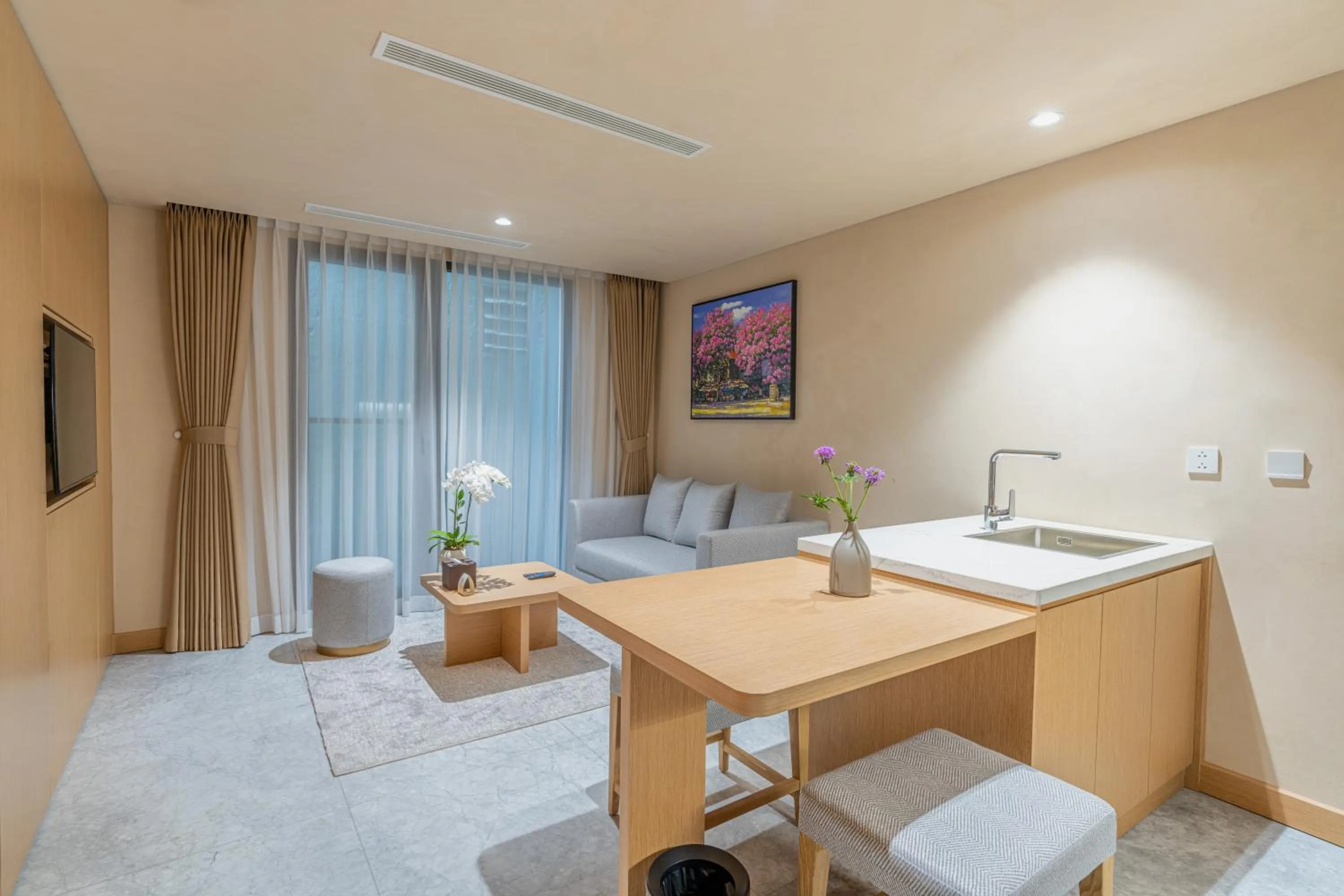 One-Bedroom Apartment in The Five Suites Lilas