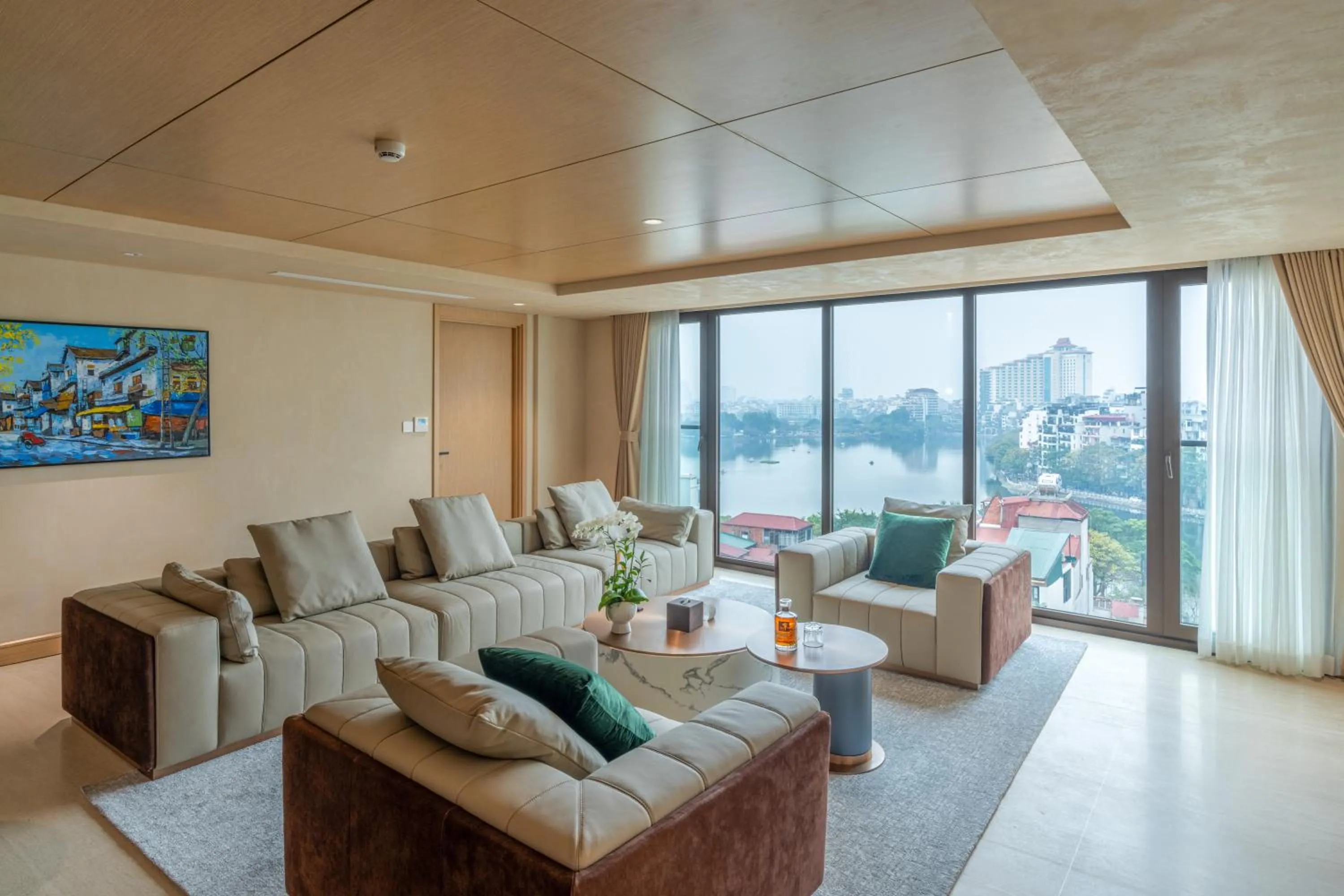 Penthouse Apartment in The Five Suites Lilas