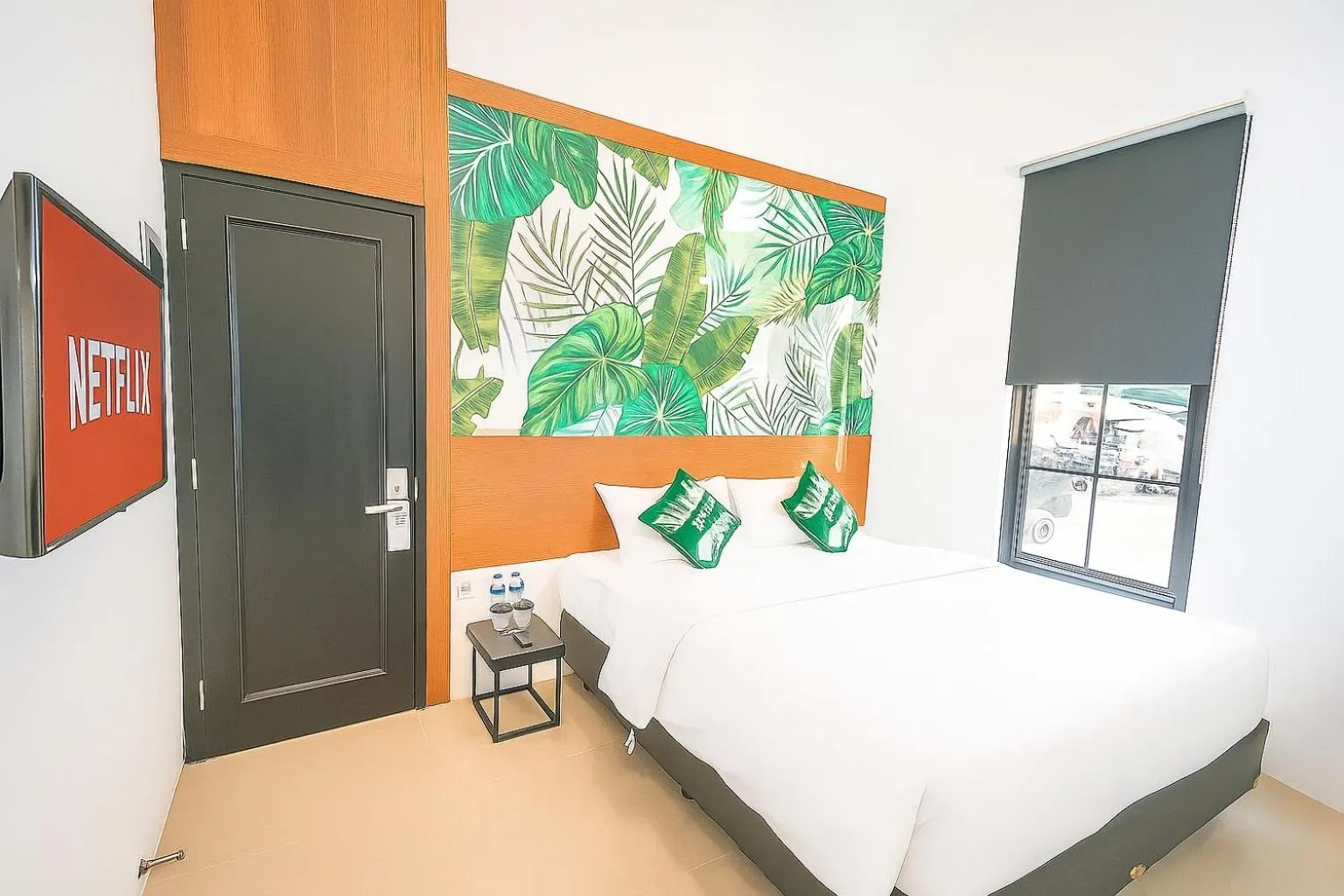 Deluxe King Room in Nunia Tamansari Hotel