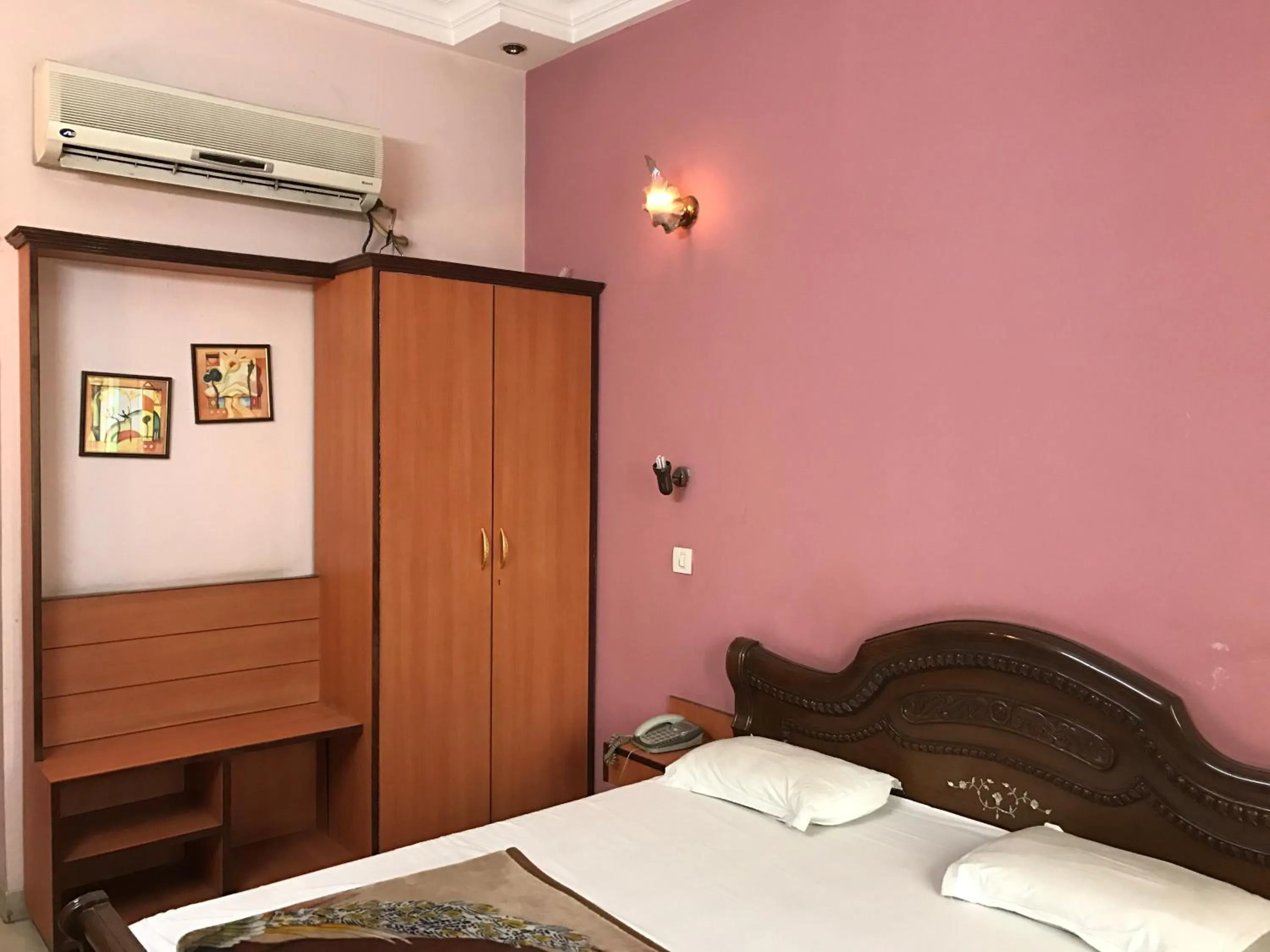 Superior Double Room in Hotel D R International