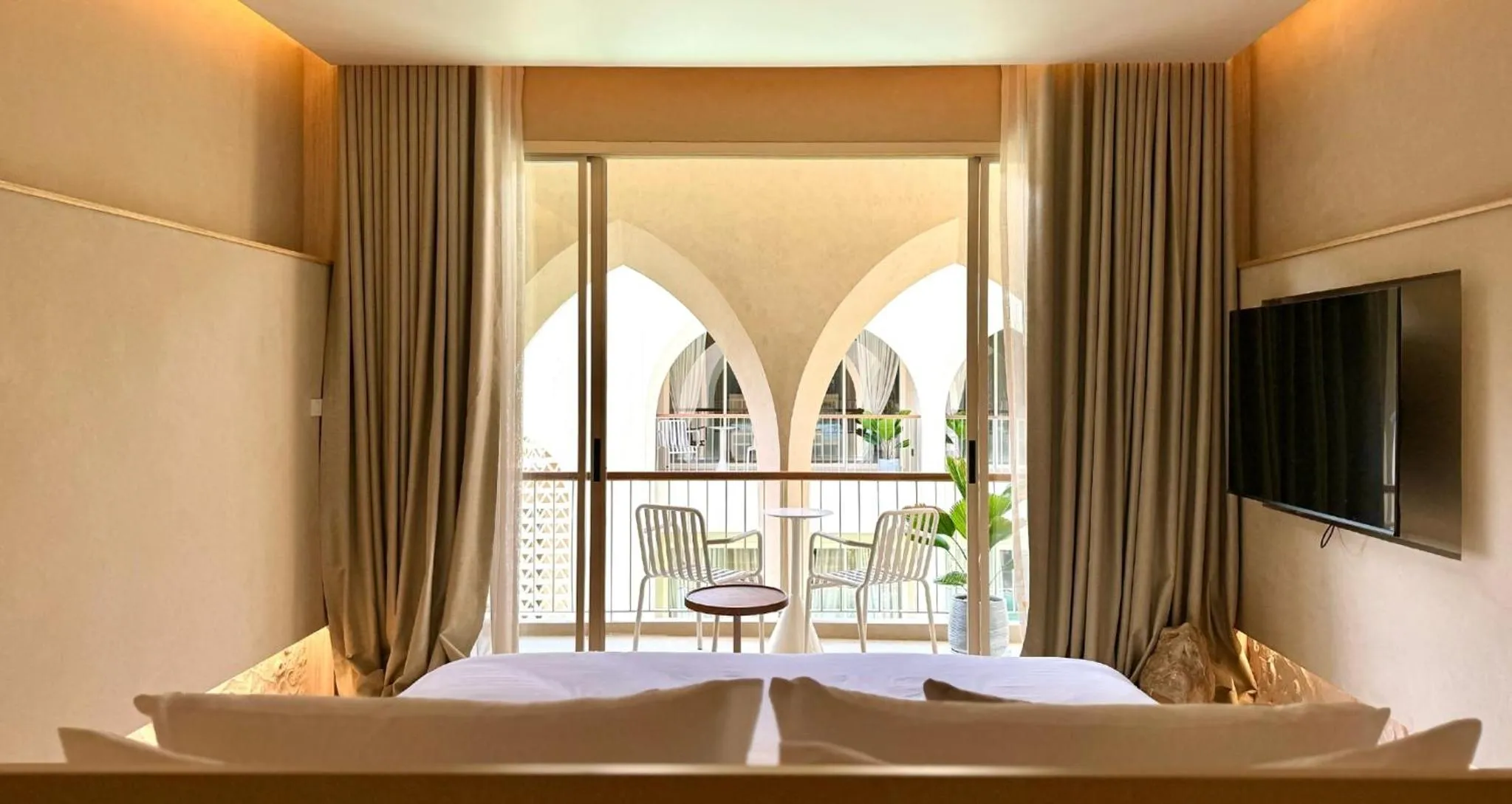 Deluxe King Room in Navakiri Boutique Resort Satun