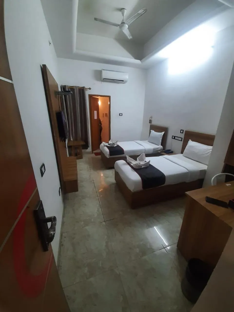 Deluxe Single Room in Gulnaar Inn