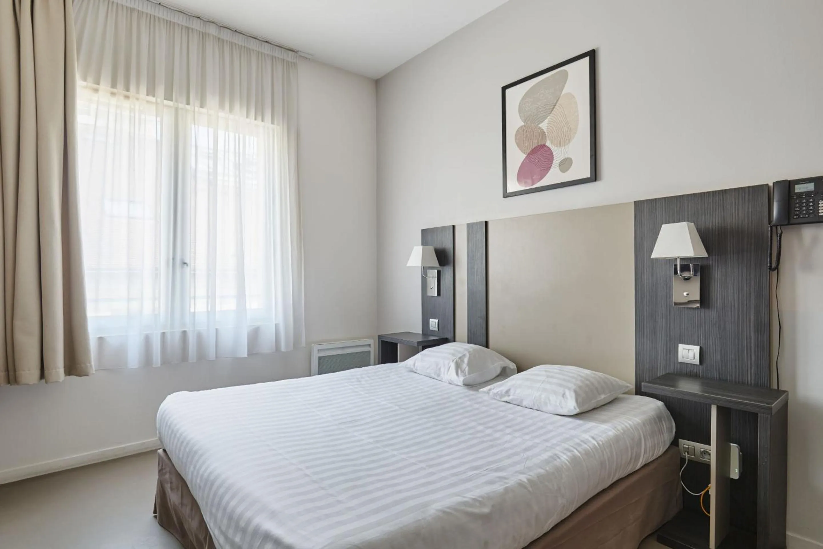 Standard Studio (2 Adults) in Appart'hôtel Odalys City - Dijon Centre Les Cordeliers