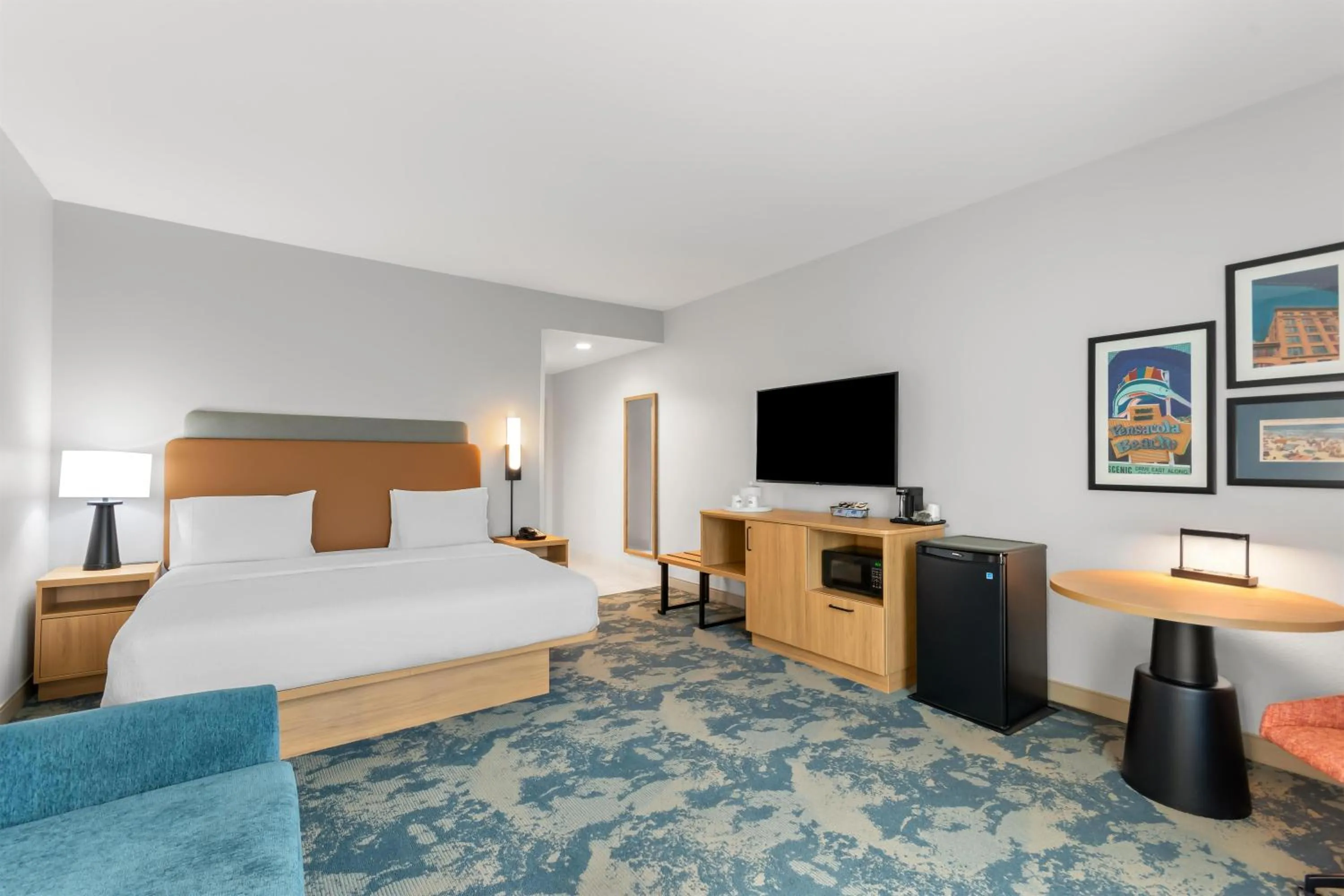 King Room with Sofa Bed - Non-Smoking in Hampton Inn & Suites Pensacola/I-10 Pine Forest Road