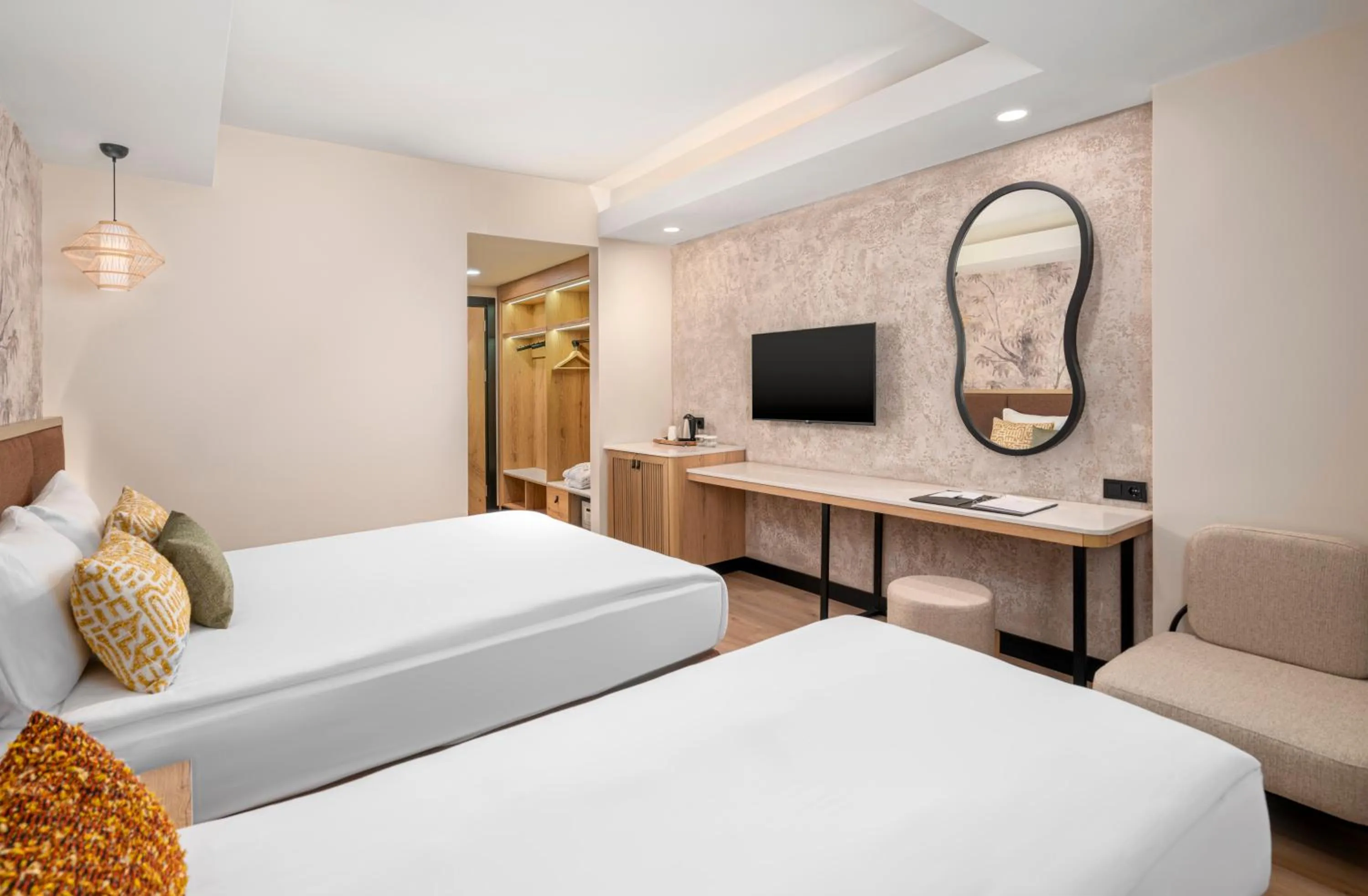 Triple Room with Pool View in VOX MARIS RESORT