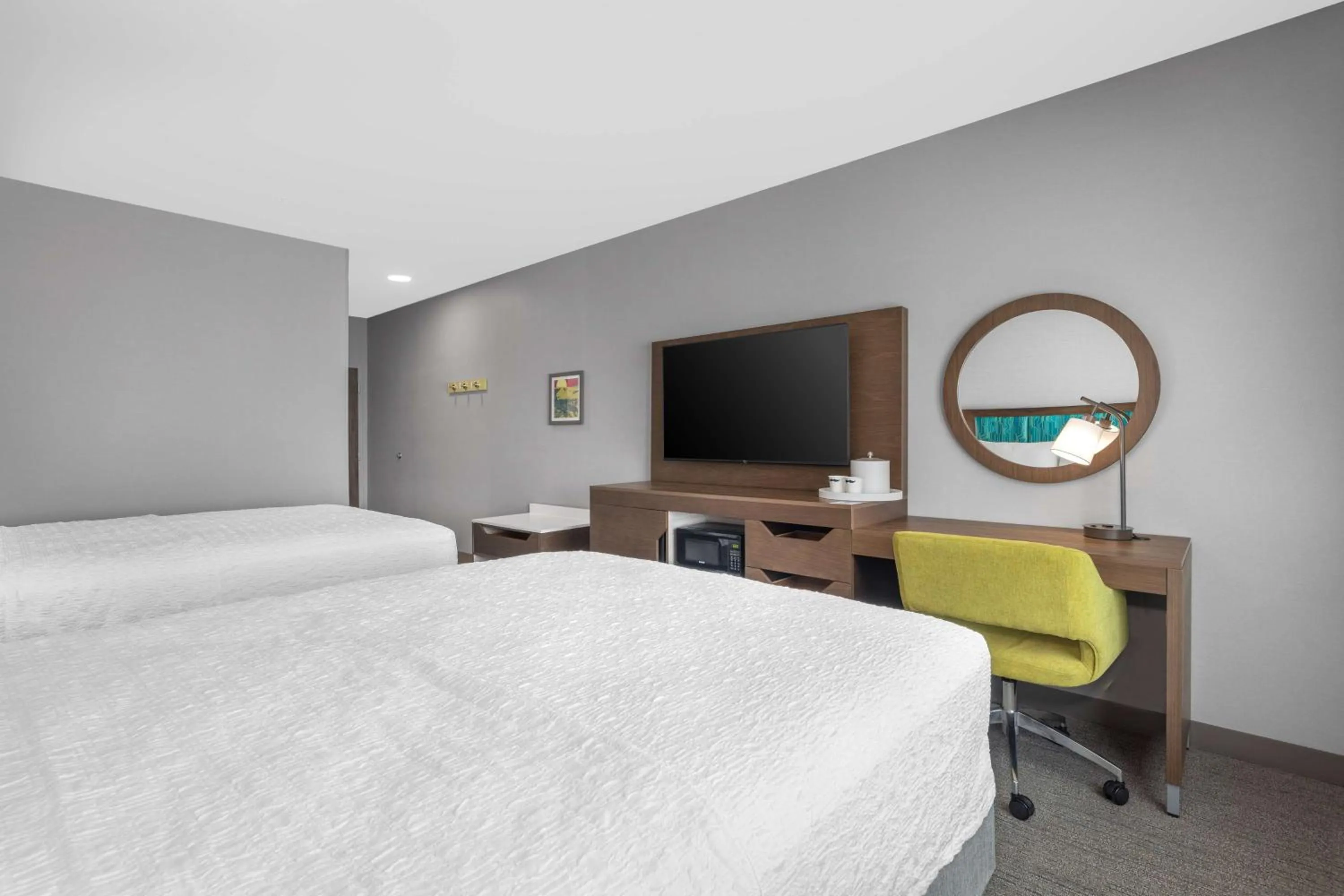 Queen Room with Two Queen Beds in Hampton Inn & Suites Bakersfield Central