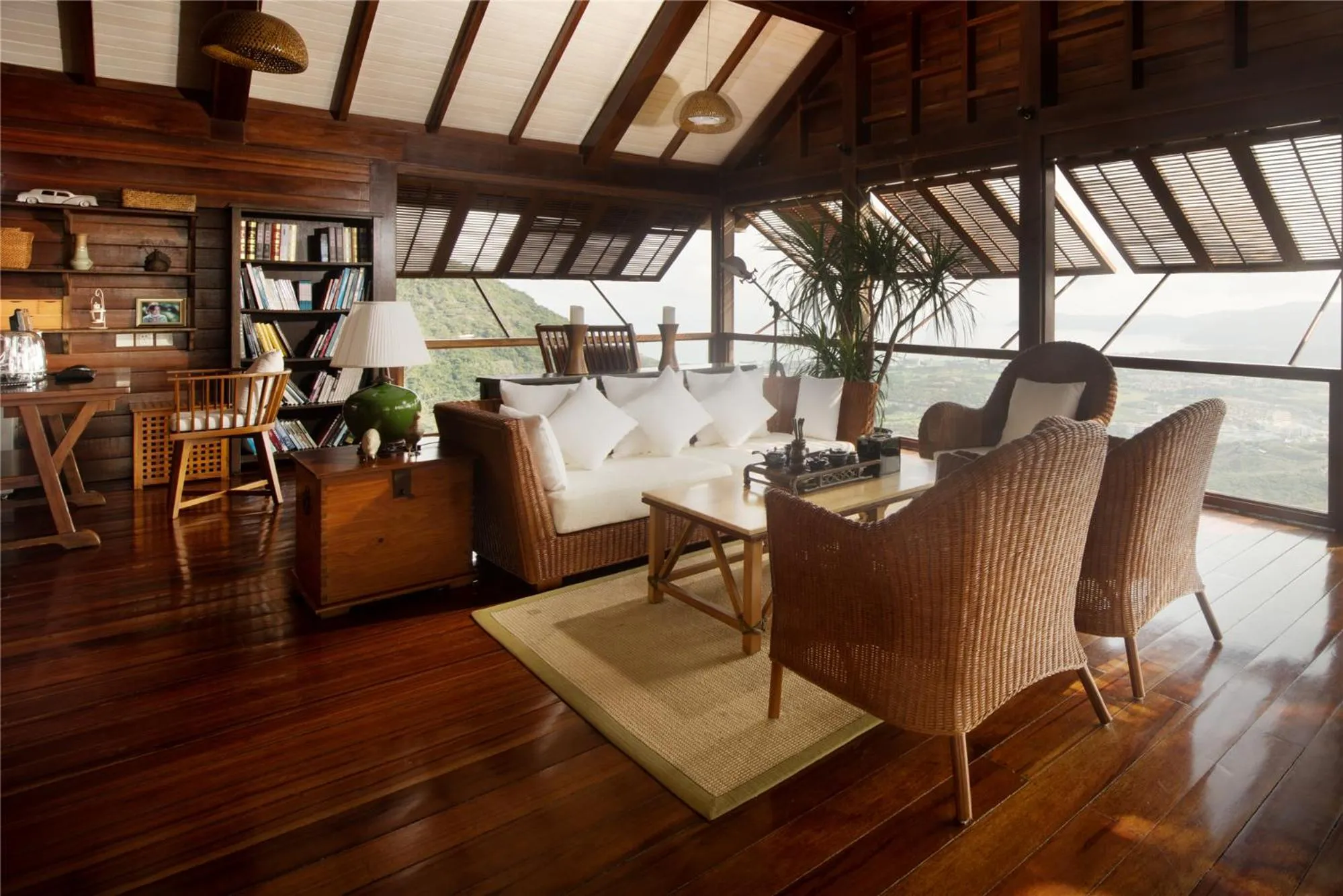 If You Are The One Sea View Villa in Yalong Bay Earthly Paradise Birds Nest Resort （Mountain Villas)