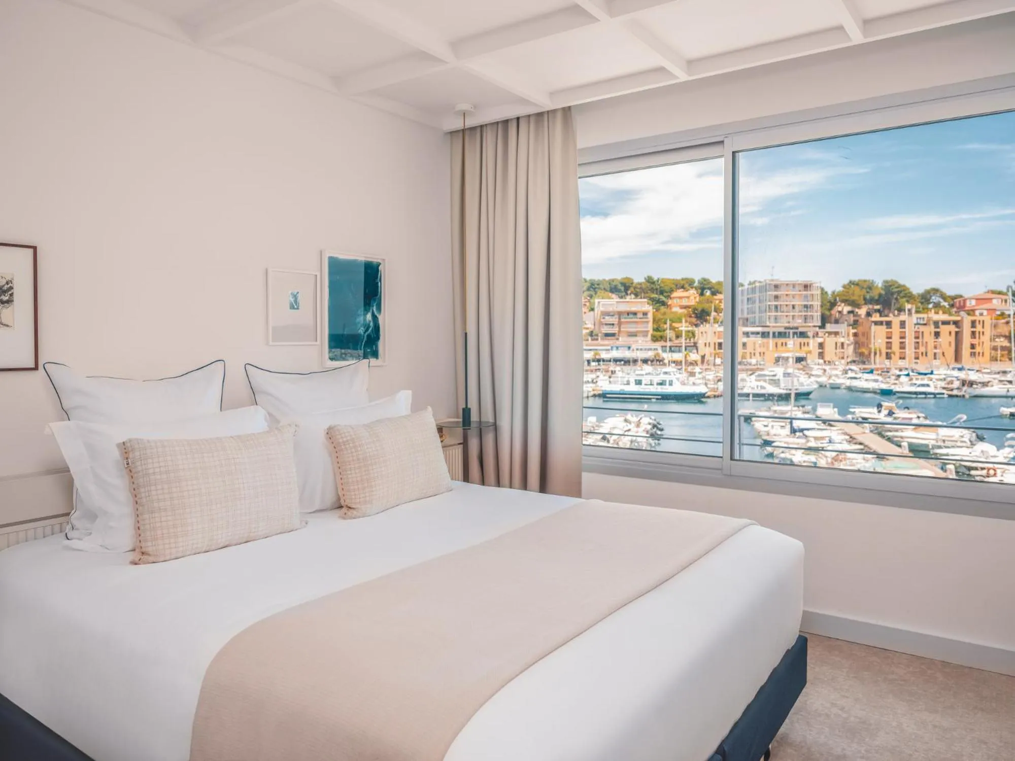 Superior Double Room with Sea View in Bleu Hôtel & Spa
