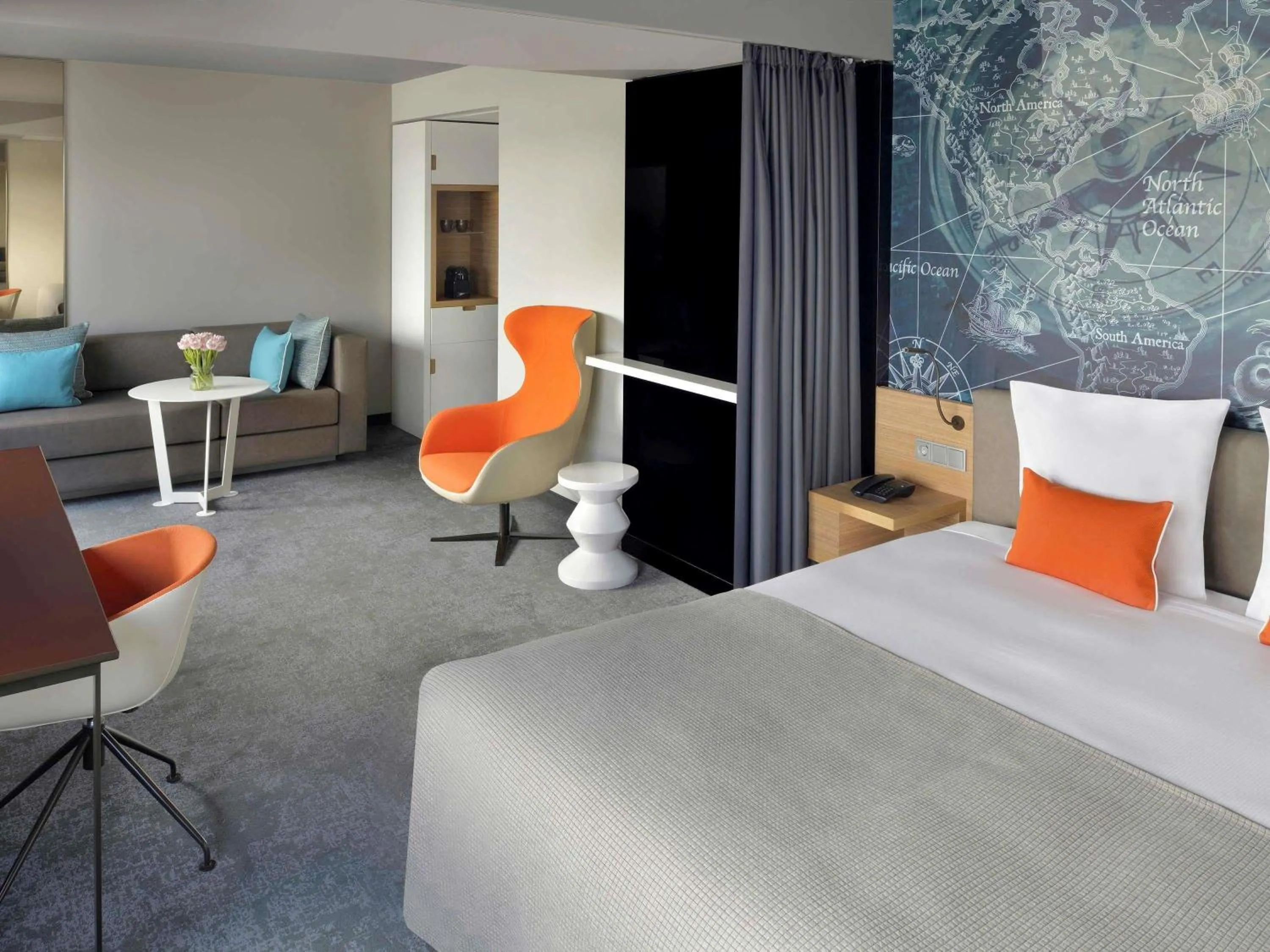 Junior Suite - single occupancy in Mövenpick Hotel Amsterdam City Centre