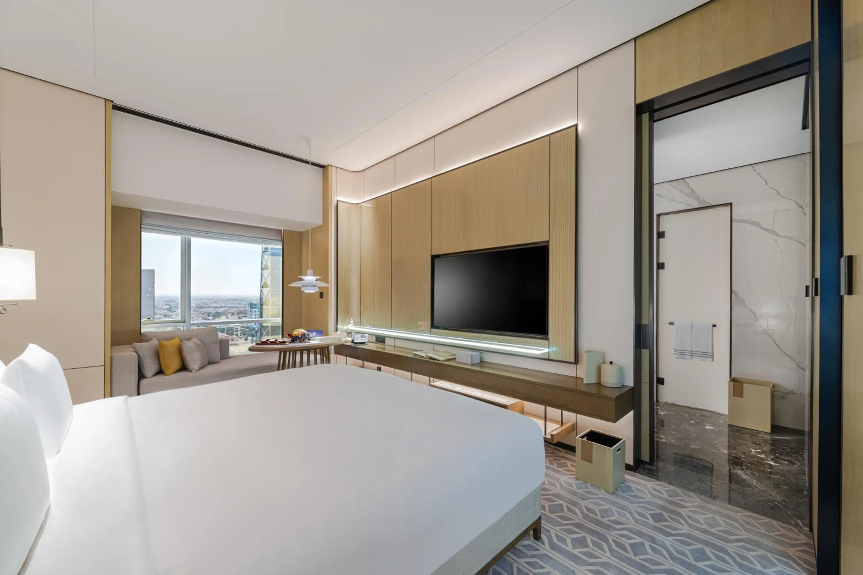 Deluxe King Room - Faisaliah Tower View in Narcissus The Royal Hotel