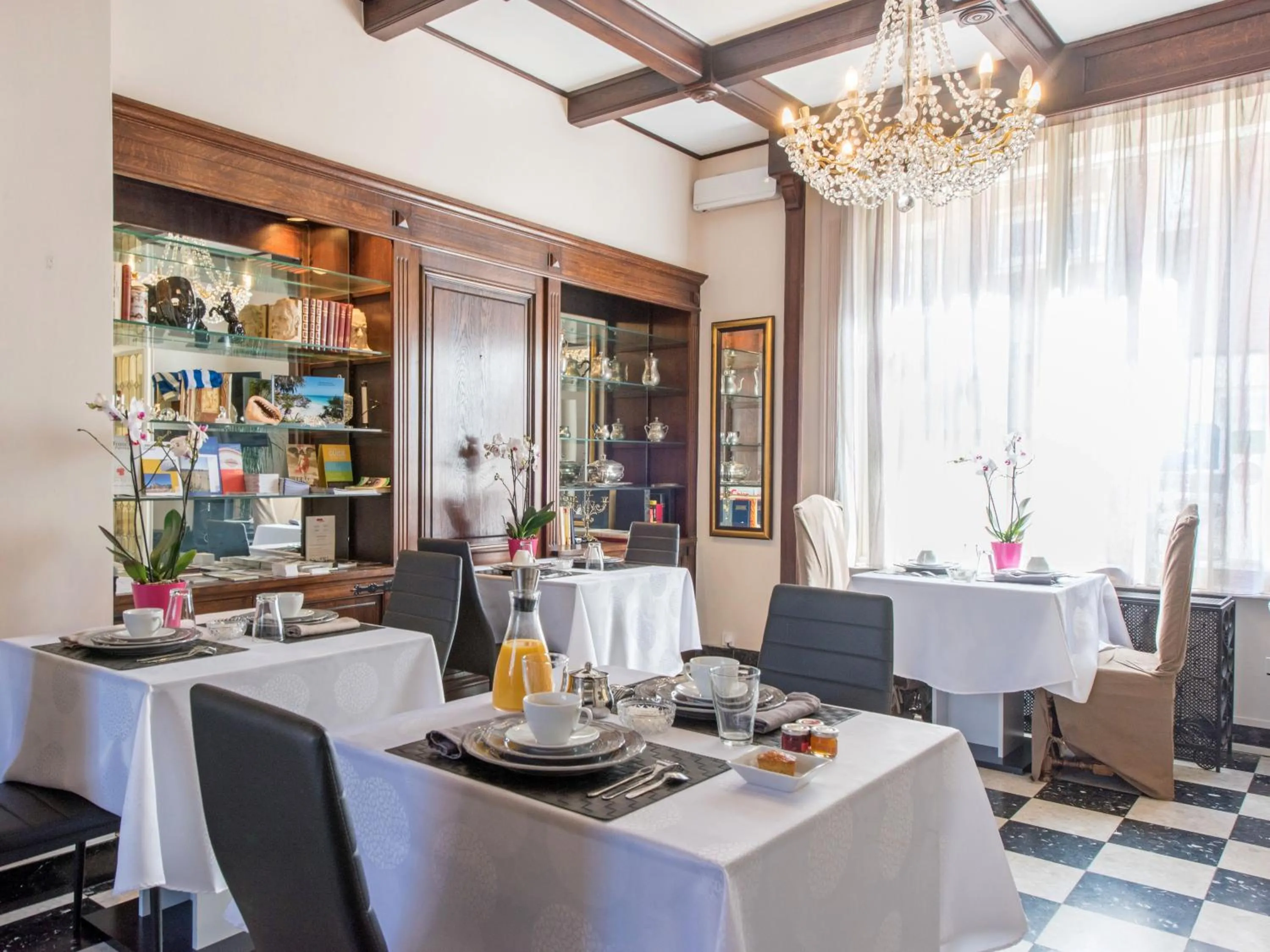 Standard Suite in Villa Louvre Lens