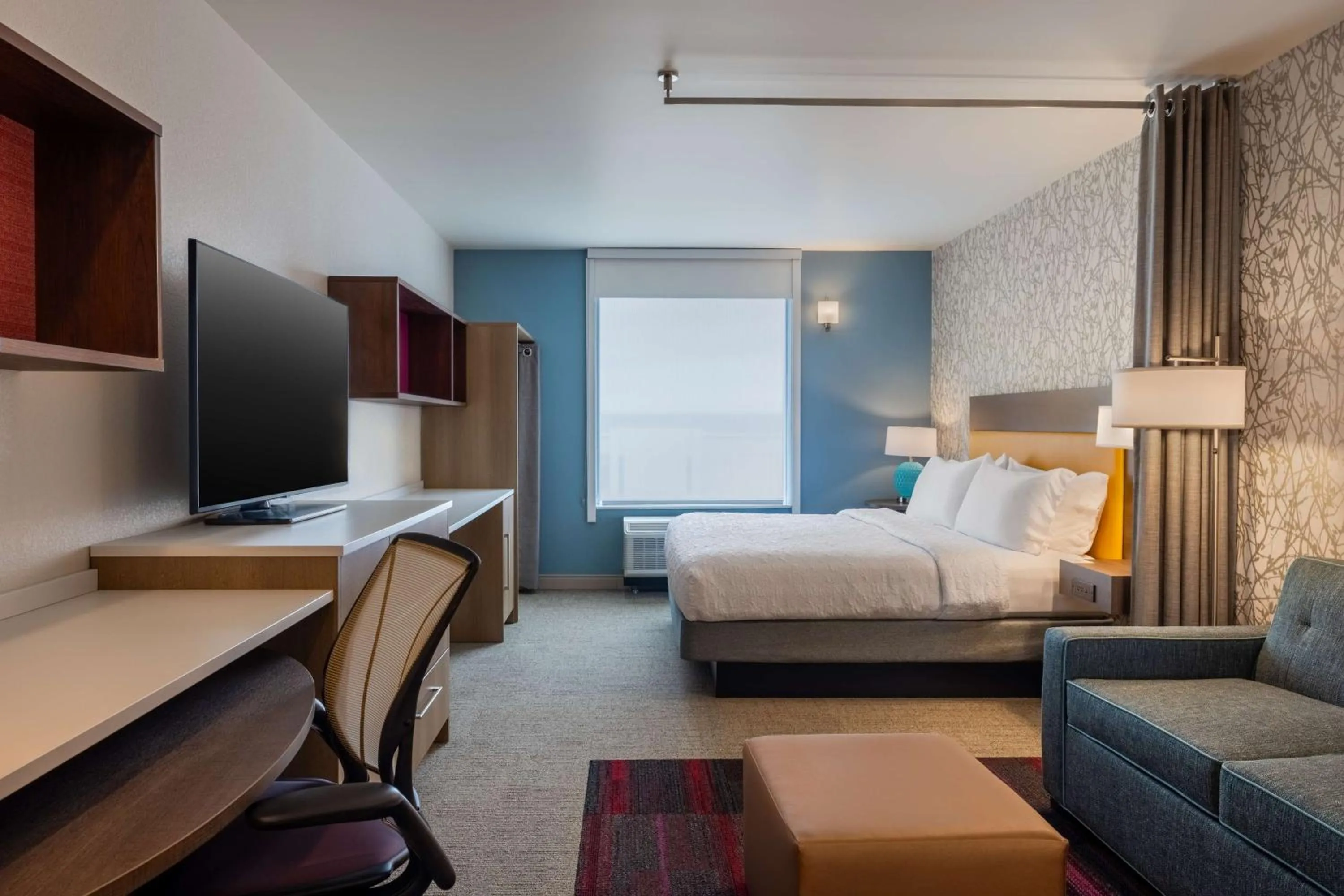 King Studio Suite - Hearing Access in Home2 Suites By Hilton Ankeny