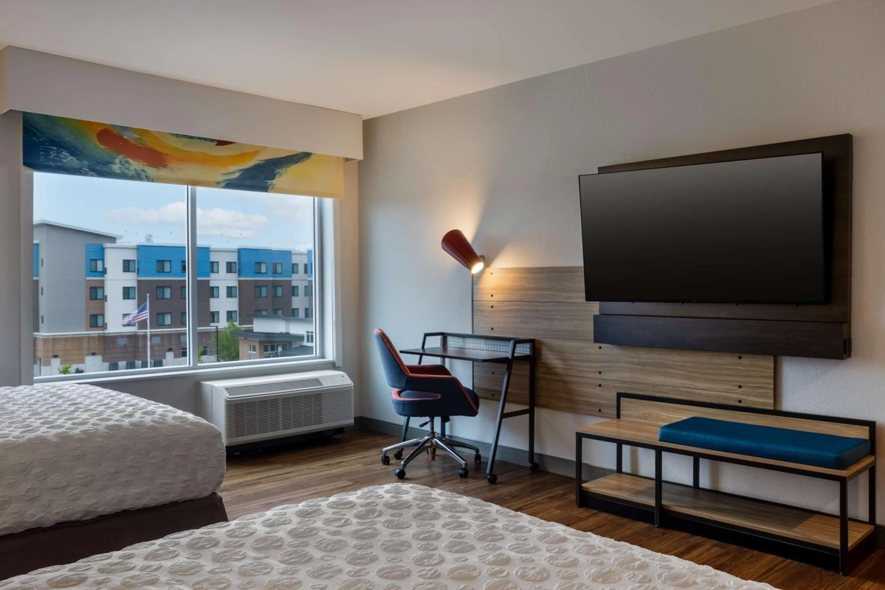 Queen Room with Two Queen Beds and Accessible Tub - Mobility Access in Tru By Hilton Ankeny