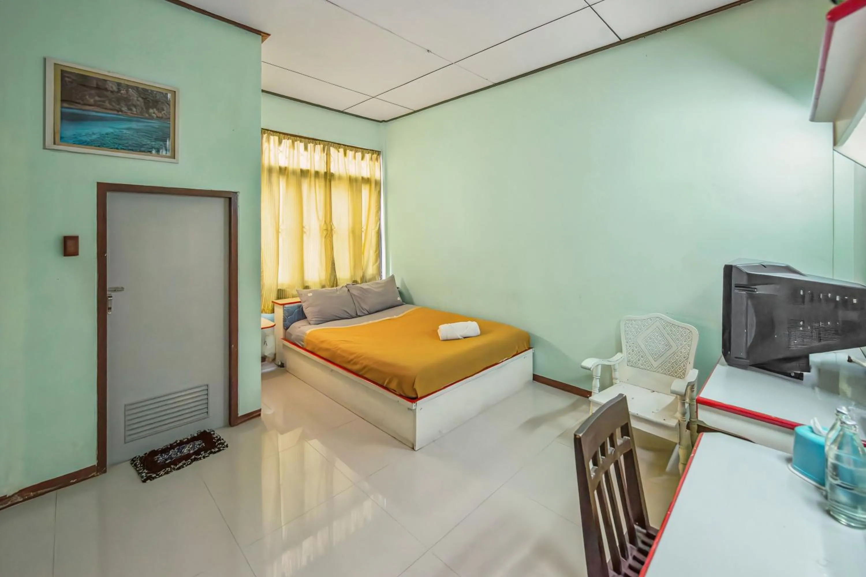 Standard Queen Room in The Prince Hotel