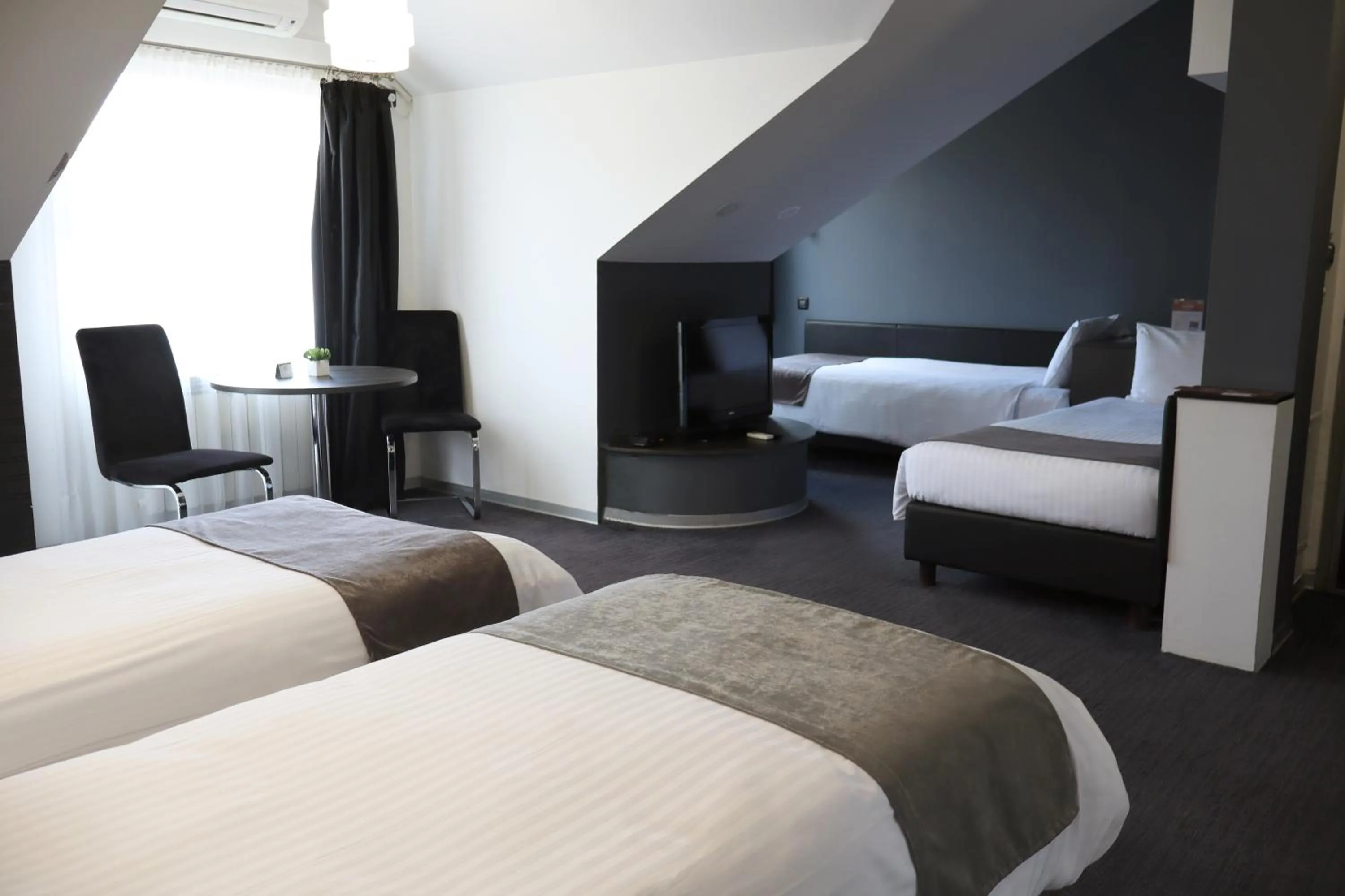 Deluxe Suite in Sienna Residence