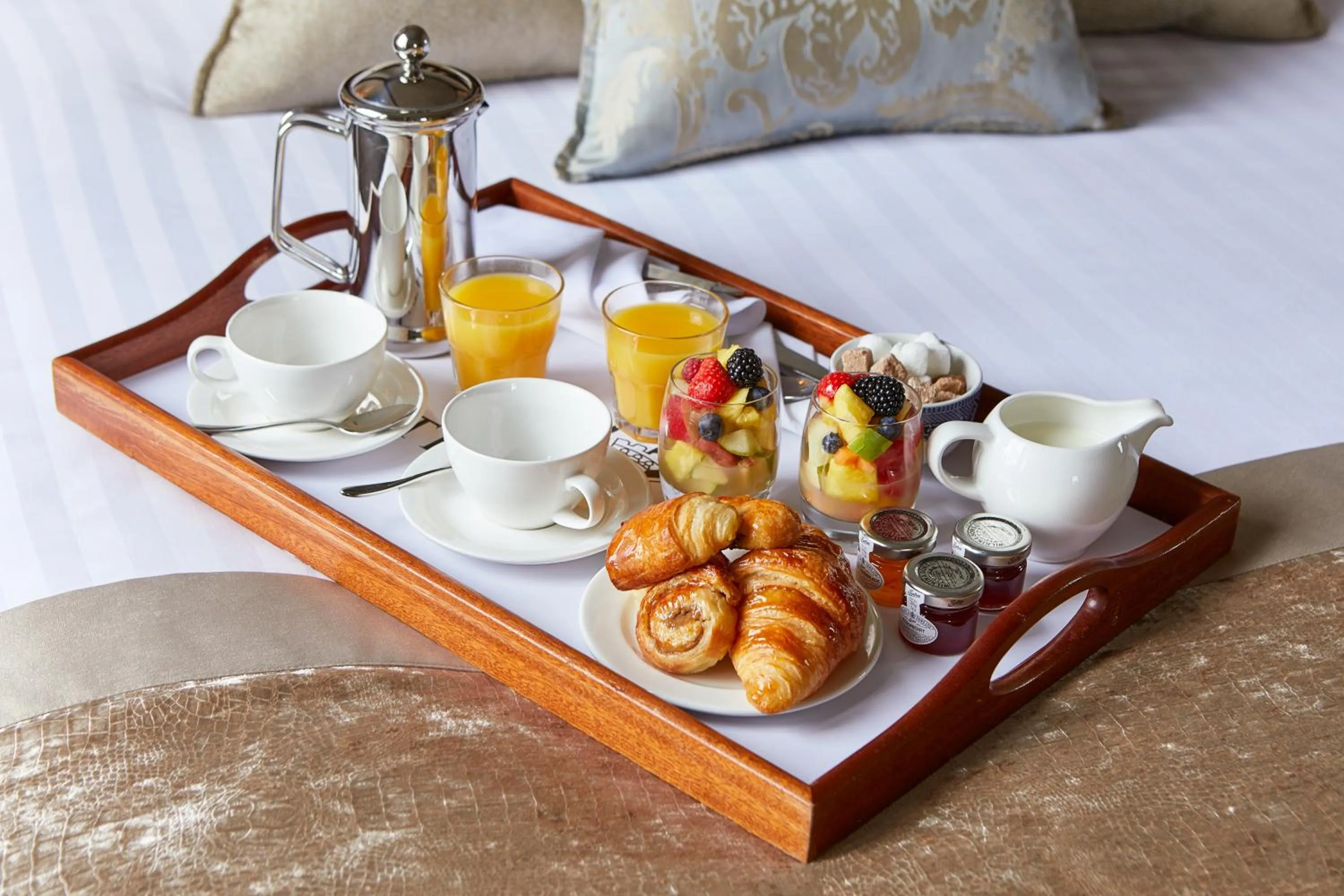 Standard Twin Room in Macdonald Bath Spa Hotel