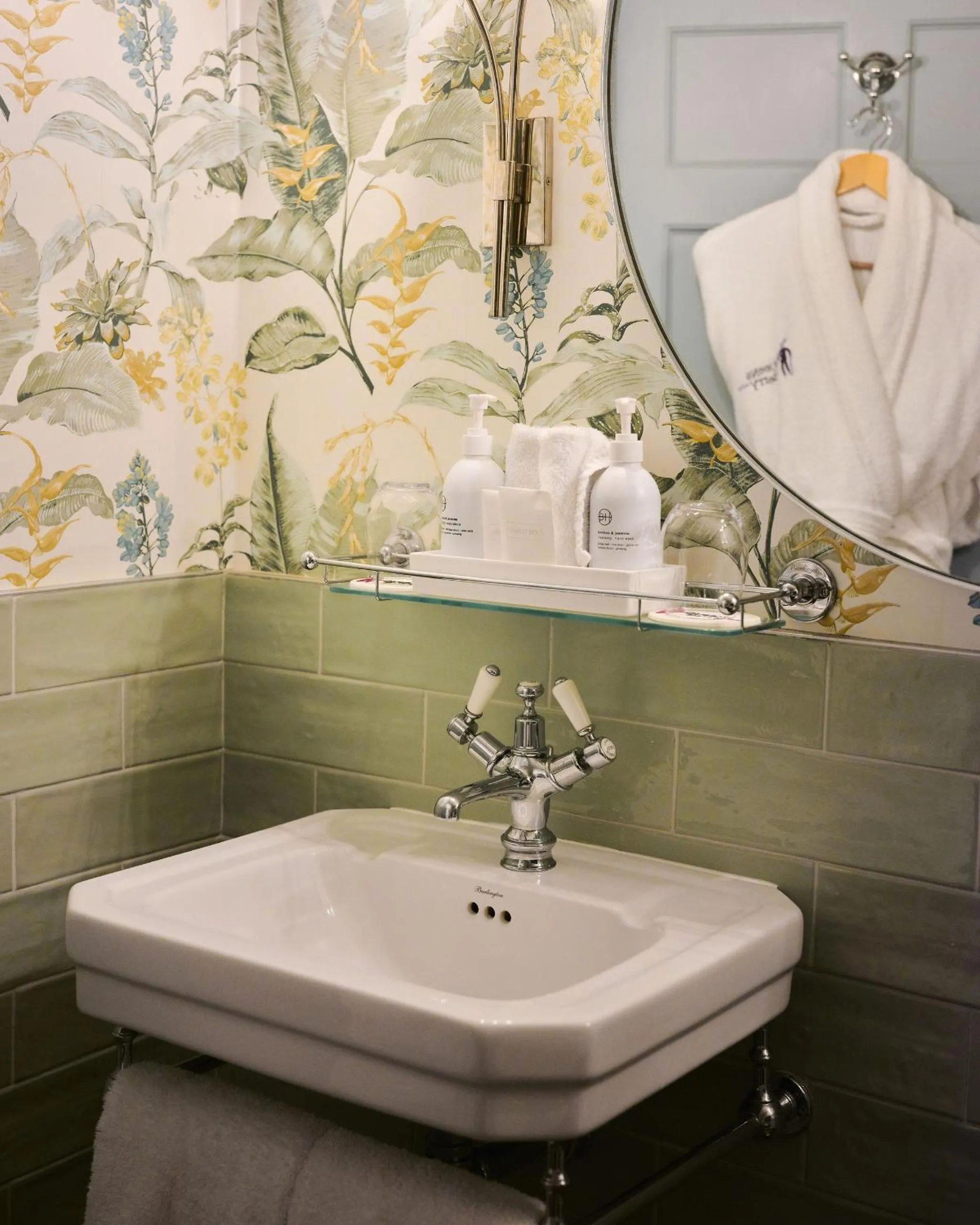 Classic Double Room in The Queensberry Hotel