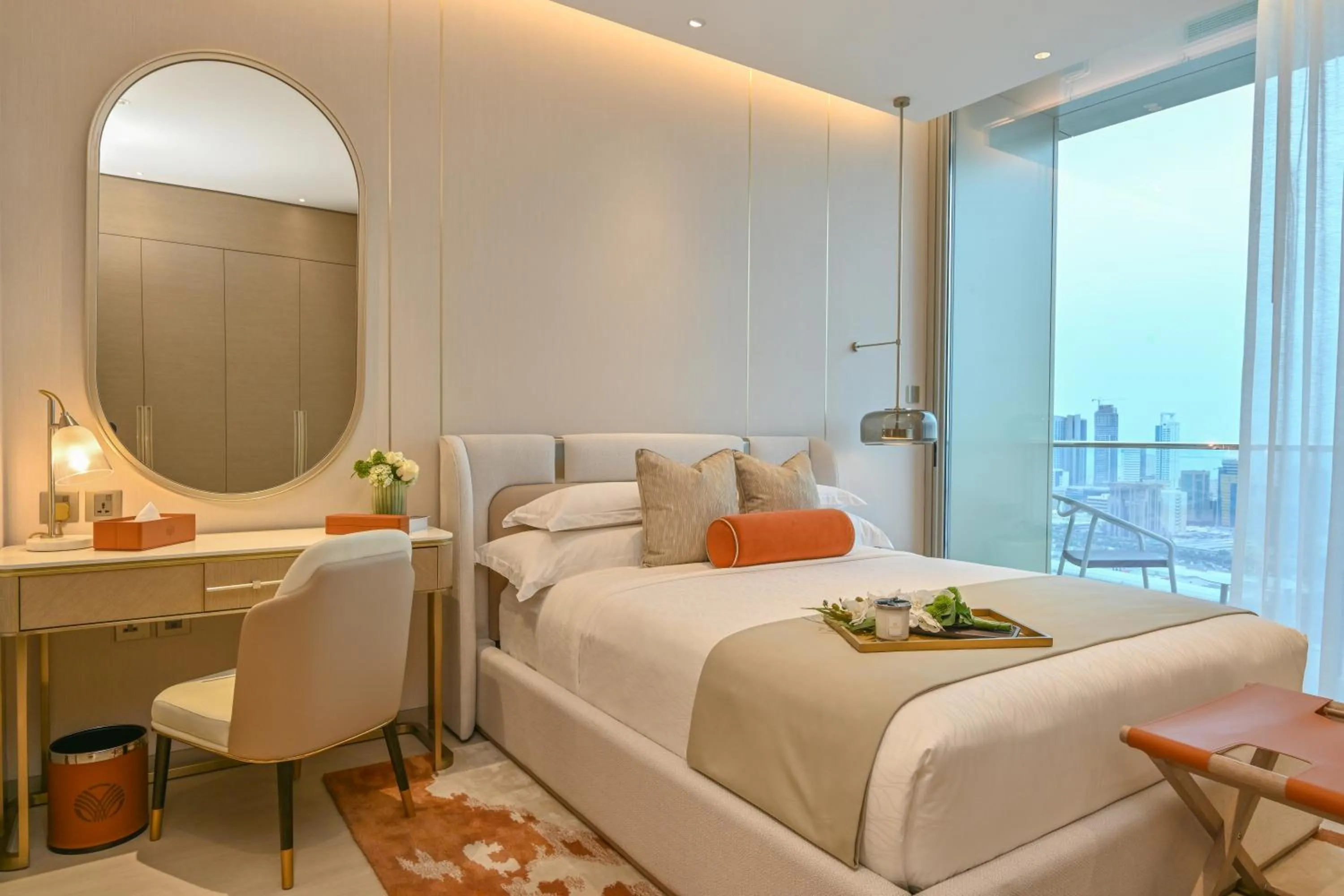 Panoramic Bay View Suite - King Bed in Onyx Rotana