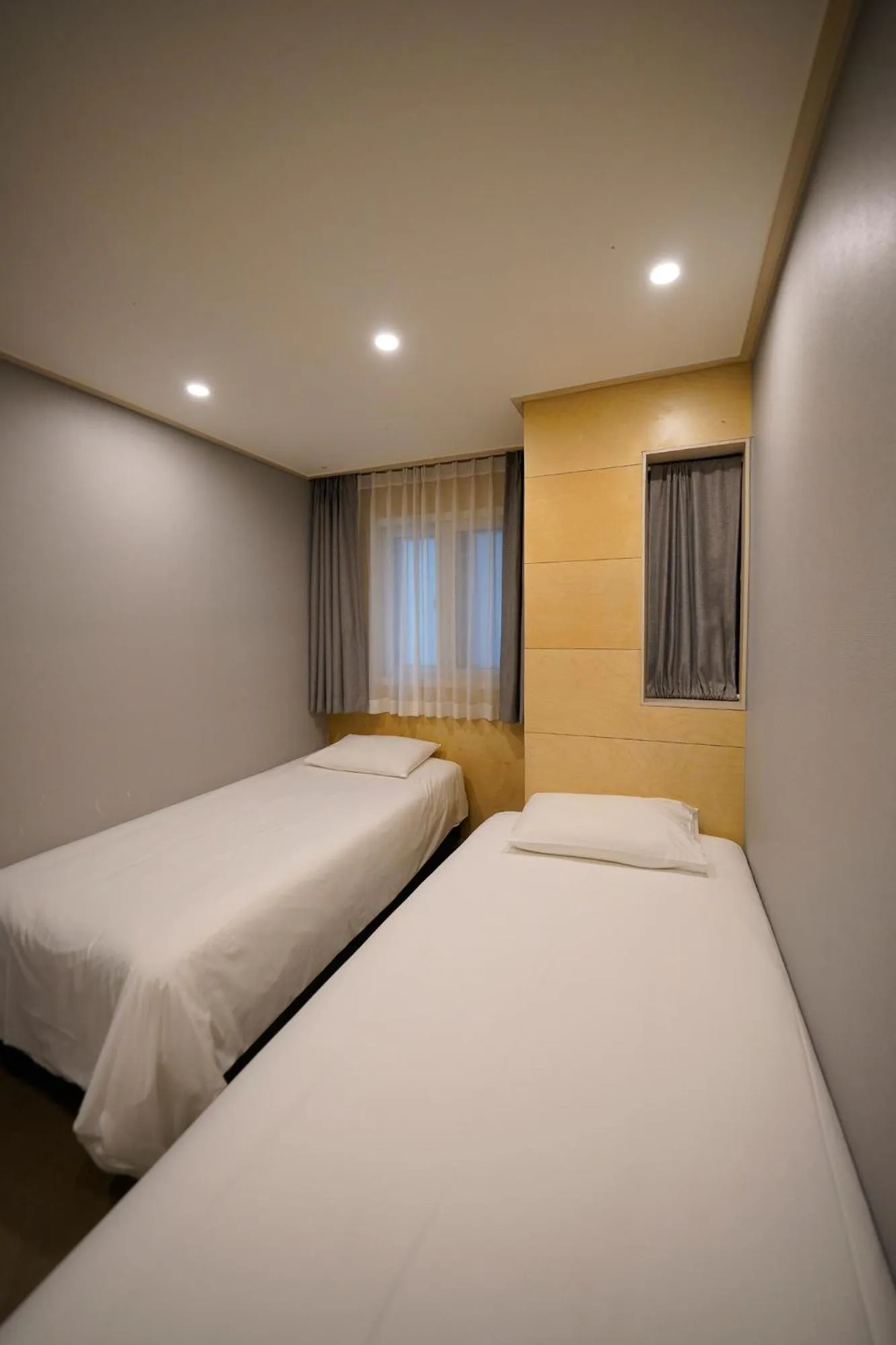 Twin Room in Hotel DADA Insadong