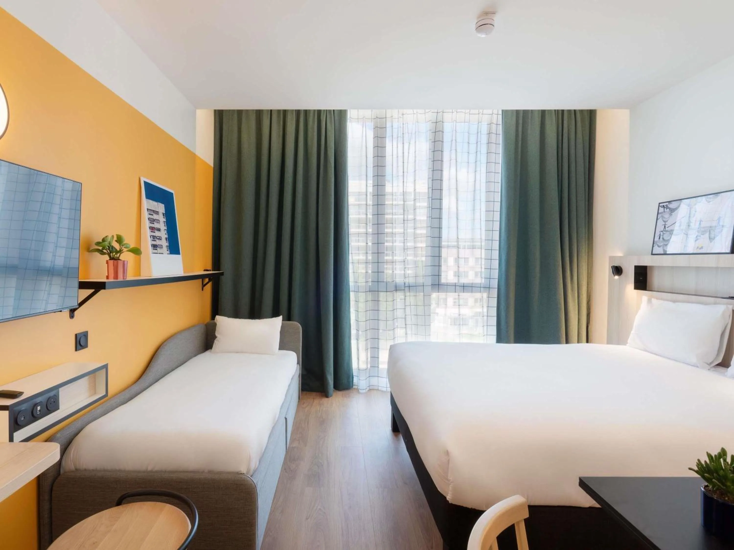 Studio (4 Adults) in Aparthotel Adagio Access Rouen Centre Cathédrale