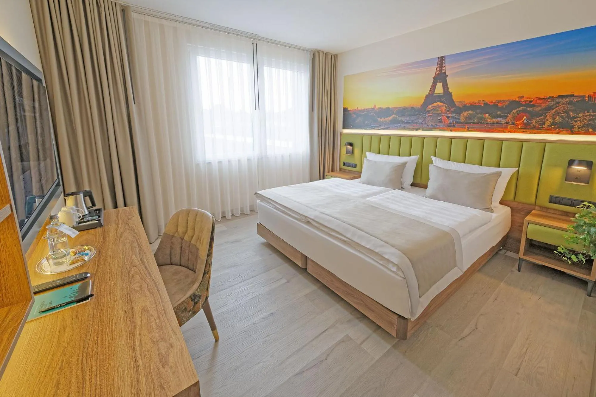 Deluxe Double Room in Friends Hotel Düsseldorf-Airport Ratingen