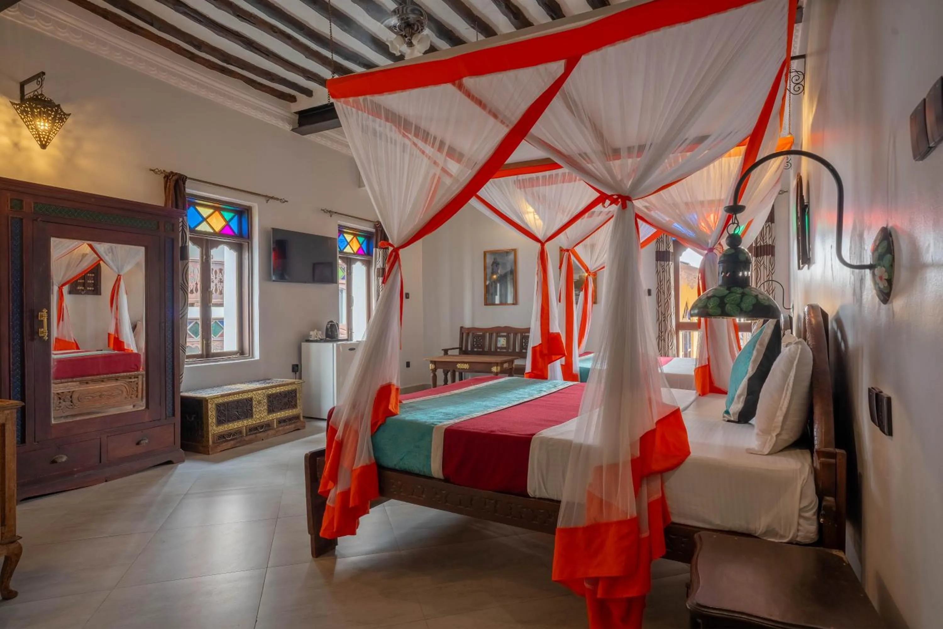 Twin Room with Pool View in Mizingani Seafront Hotel