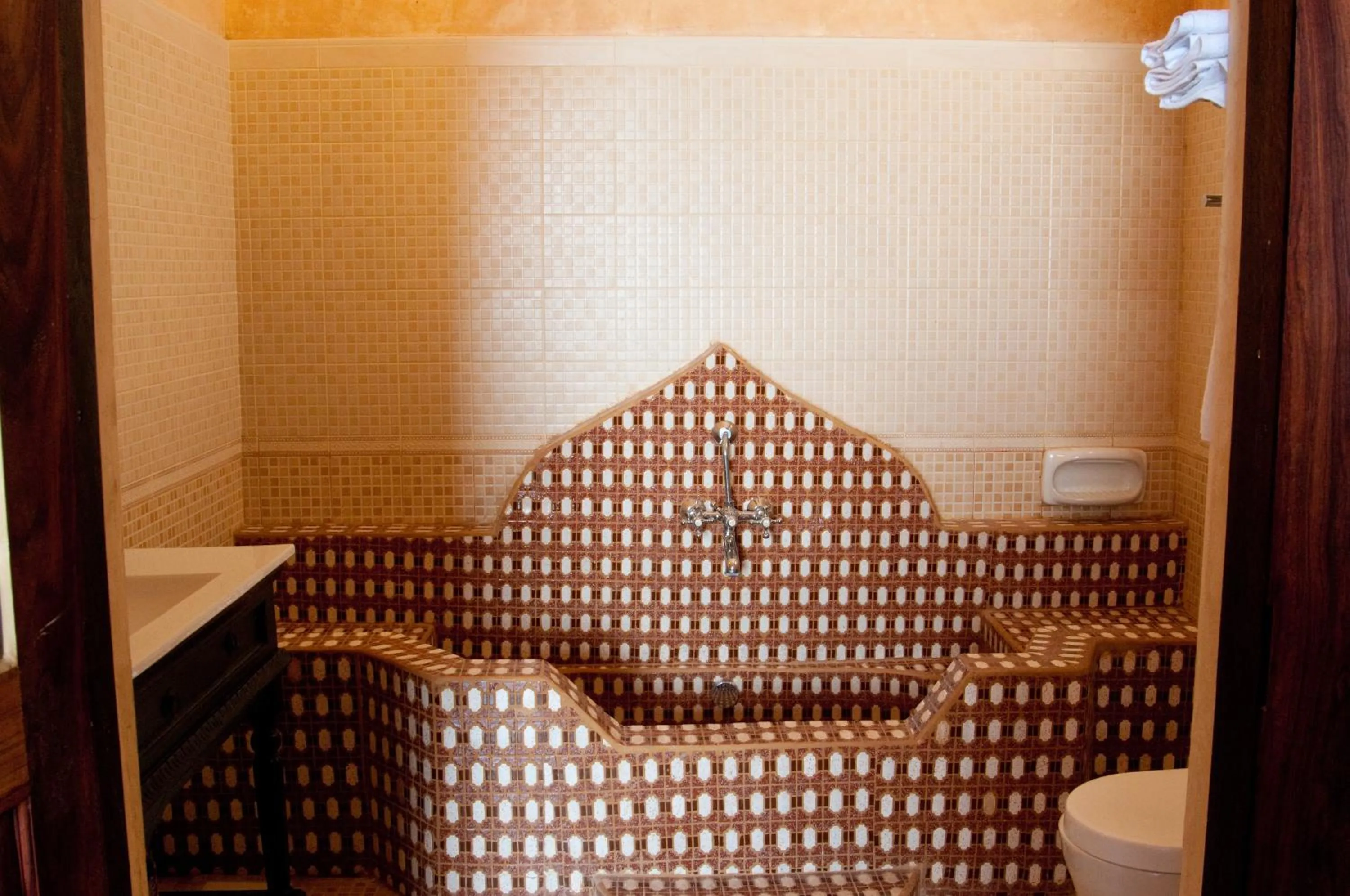 Deluxe Double Room in Mizingani Seafront Hotel