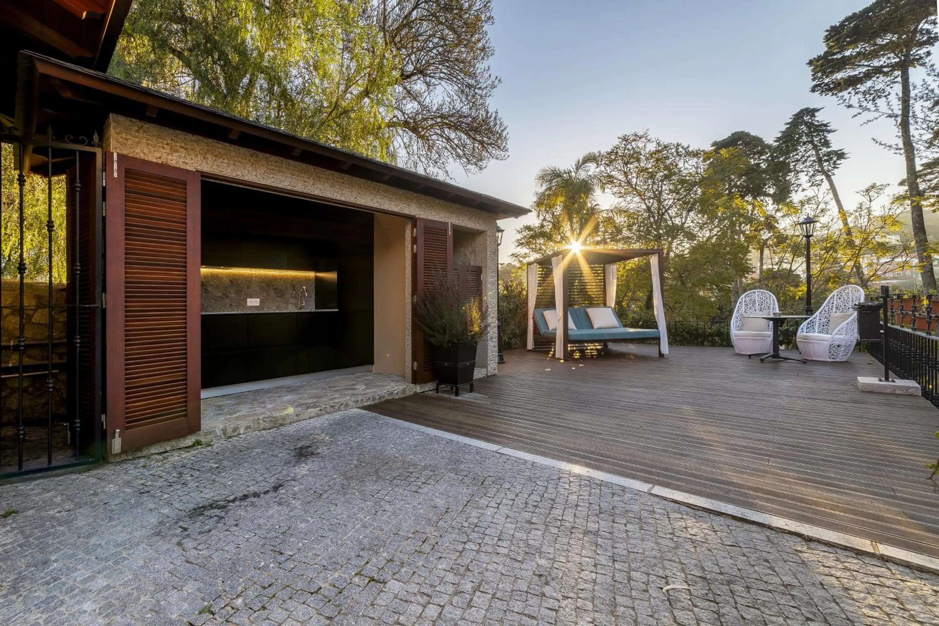Deluxe Room with Terrace in Sintra Marmoris Palace