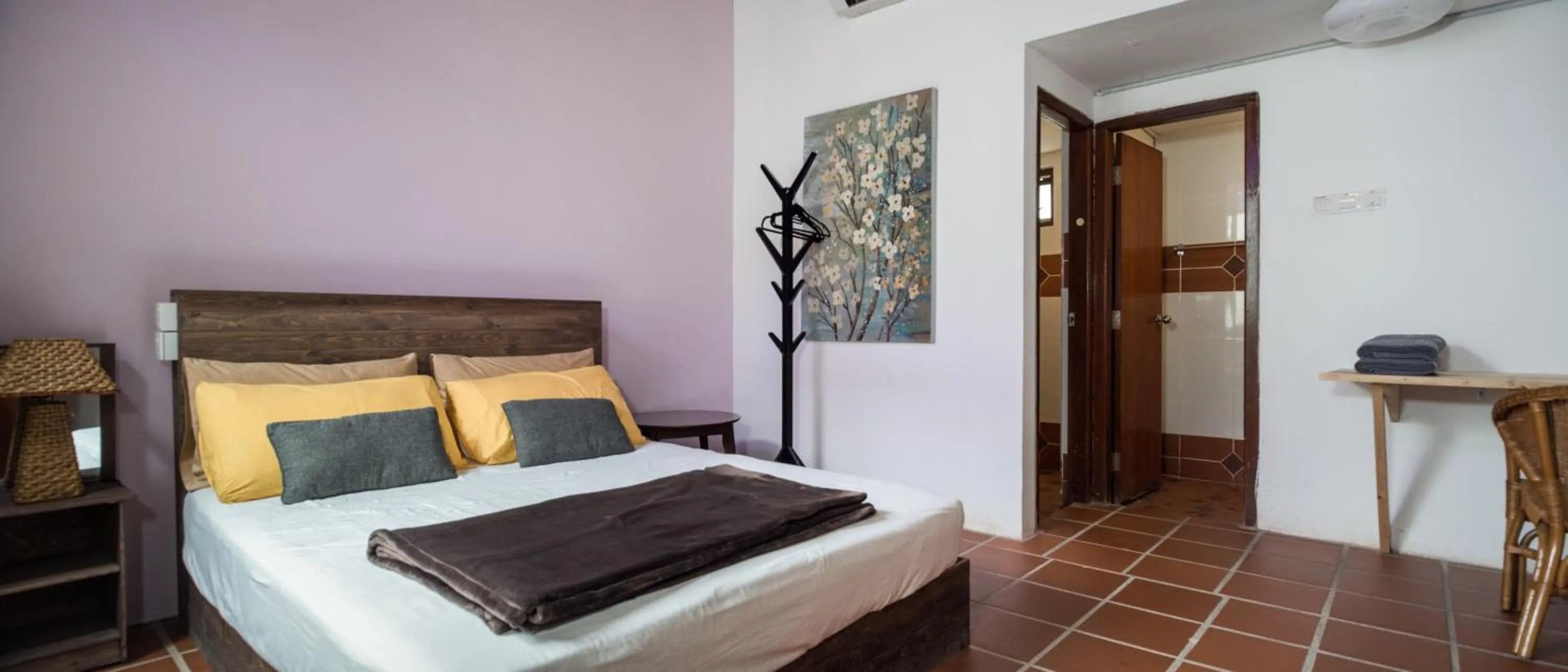 Double Room with Private Bathroom in Rope Walk Guest House