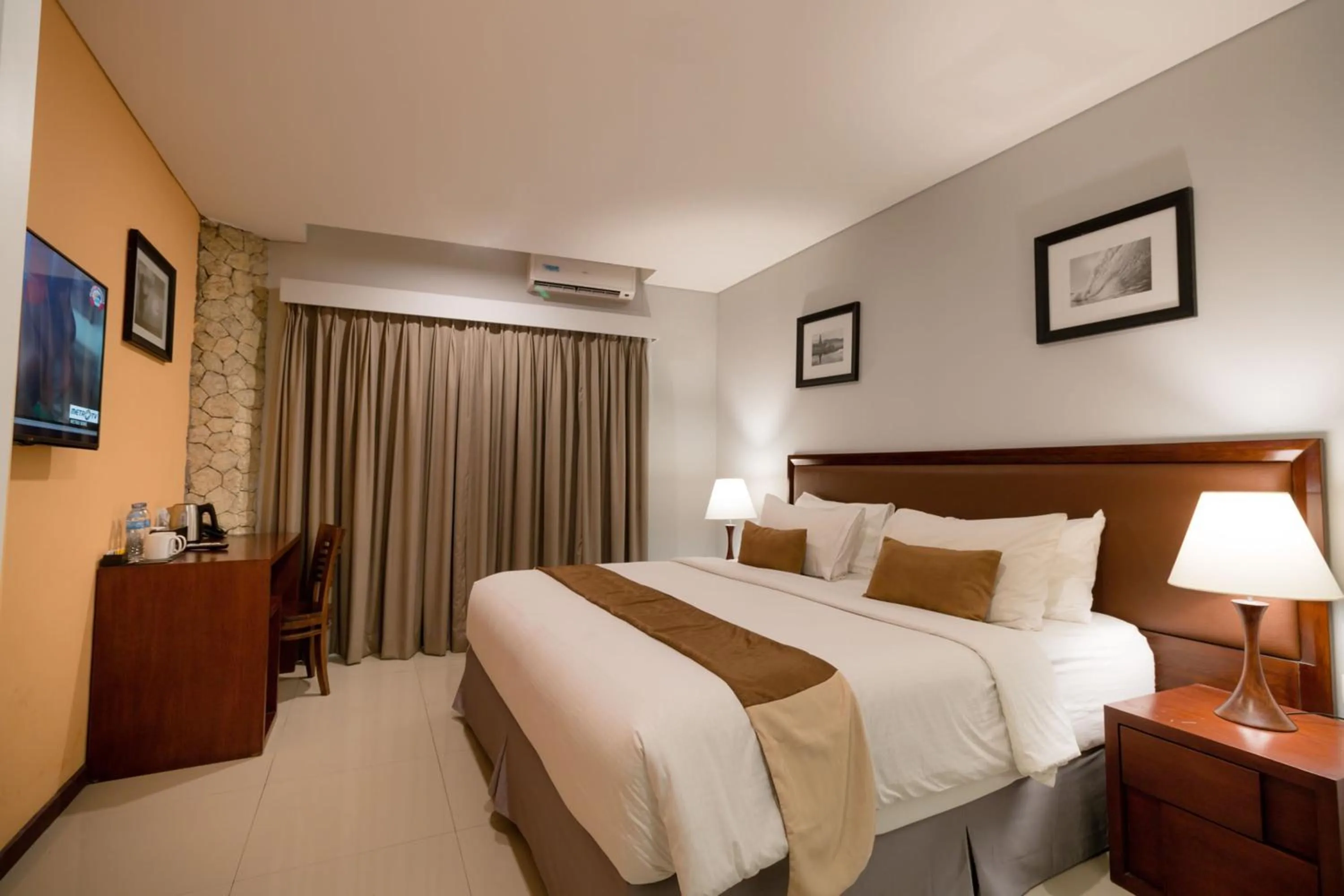 Special Offer - Two Units of Superior Double or Twin Room (Not Connecting and Not Adjoining) in Kutabex Beachfront Hotel