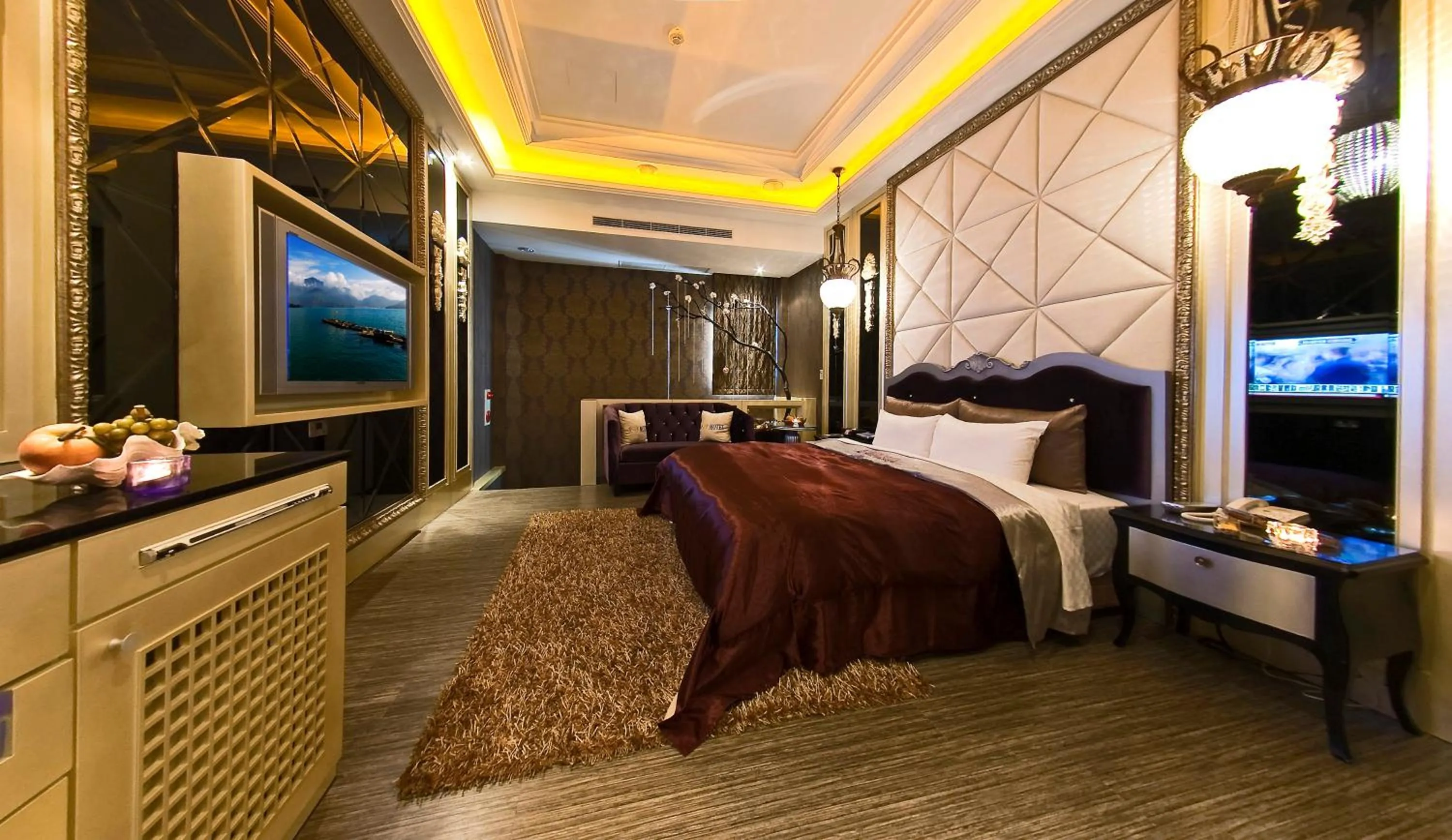 Standard Double Room - (Check-in after 18:00) in Jinsha Motel