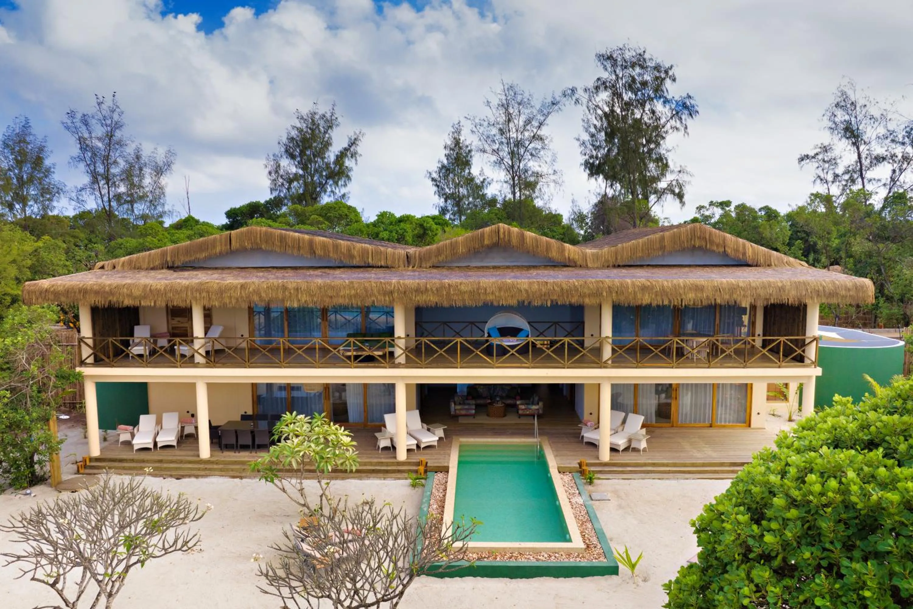 Three Bedroom Sultan Palace with Private Pool in Bawe Island Zanzibar