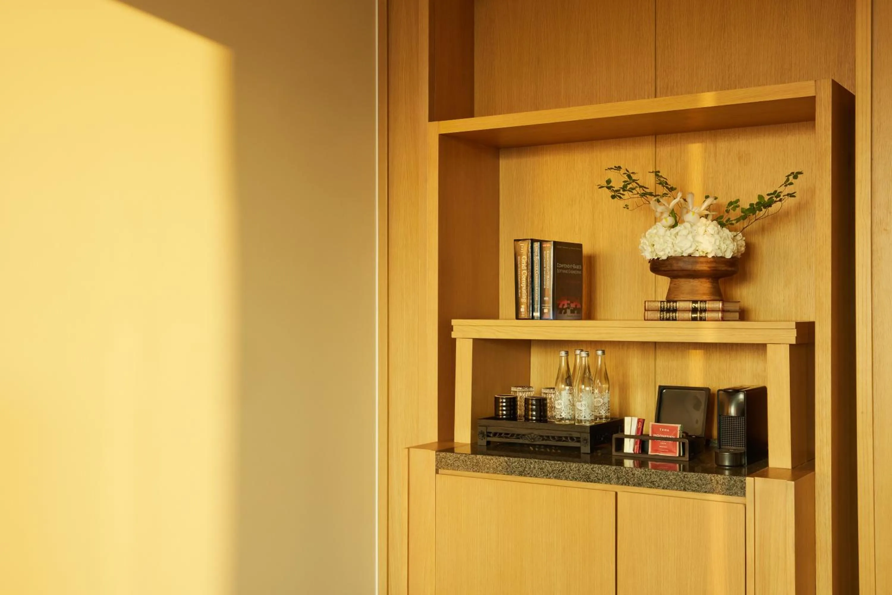 Deluxe Twin Room - single occupancy in Hotel Tentrem Jakarta