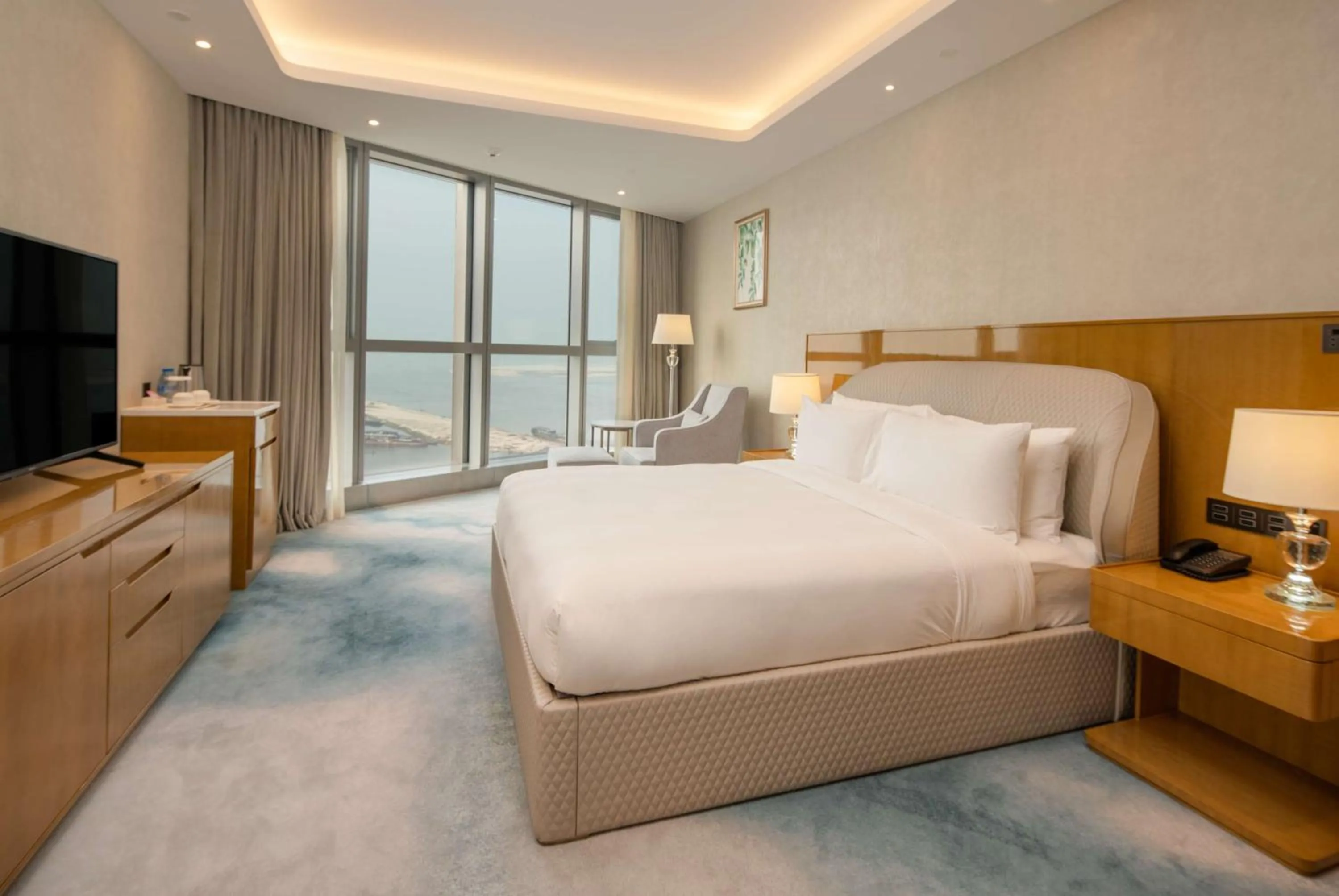 King Room with River View in Hilton Brazzaville Les Tours Jumelles Hotel & Residences