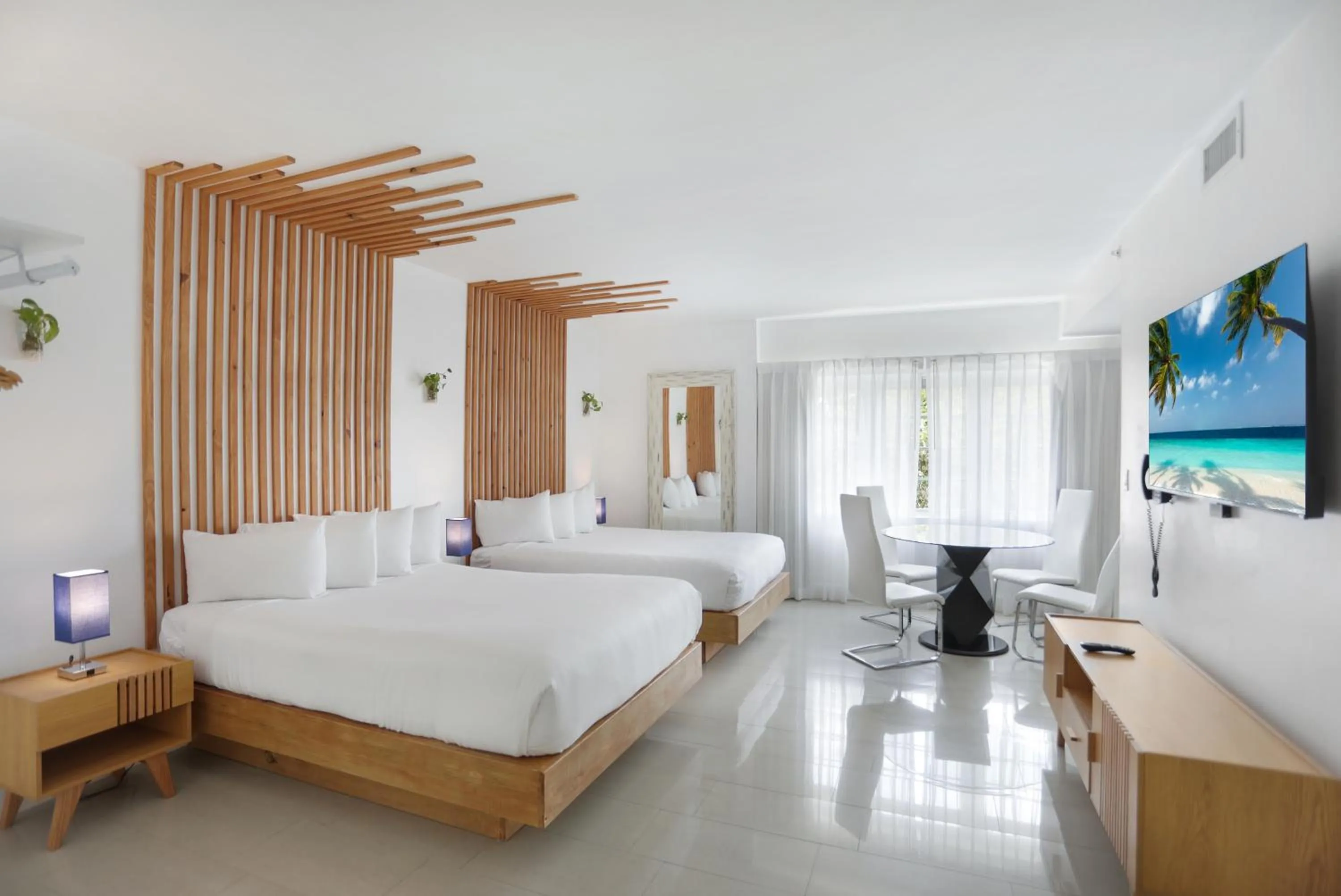 Premium Family One-Bedroom Suite with Kitchen in Hotel Belleza