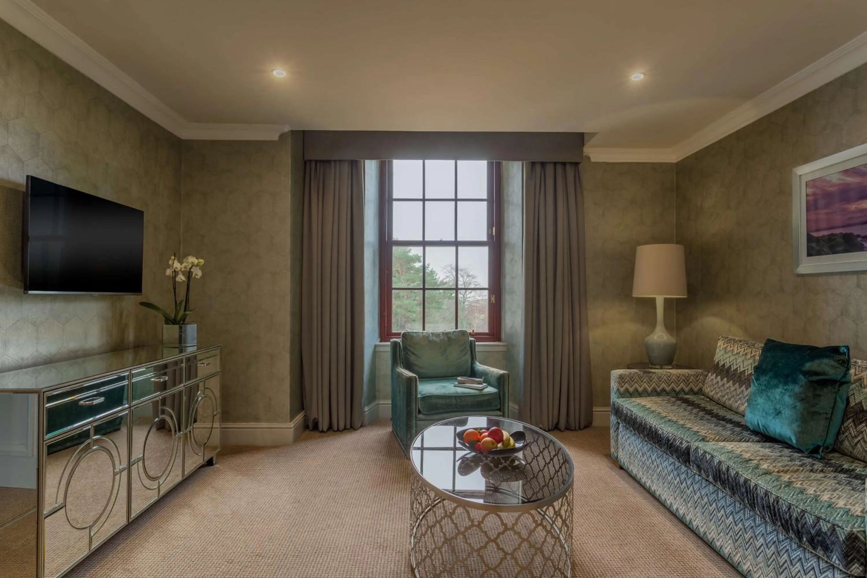 Clyde Suite with Spa Bath in Gleddoch Golf & Spa Resort