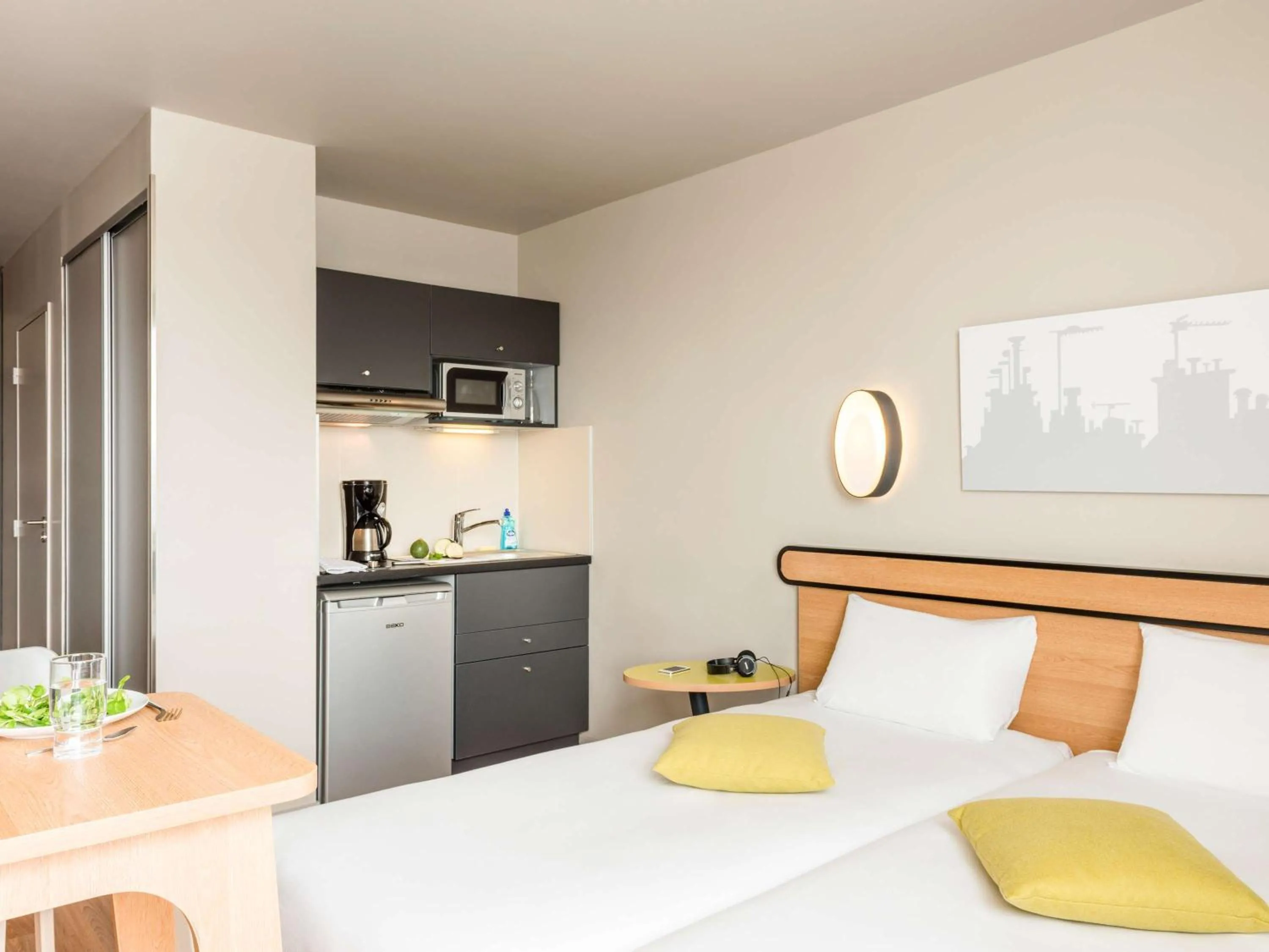 Studio (2 Adults) in Aparthotel Adagio Access Paris Massy Gare