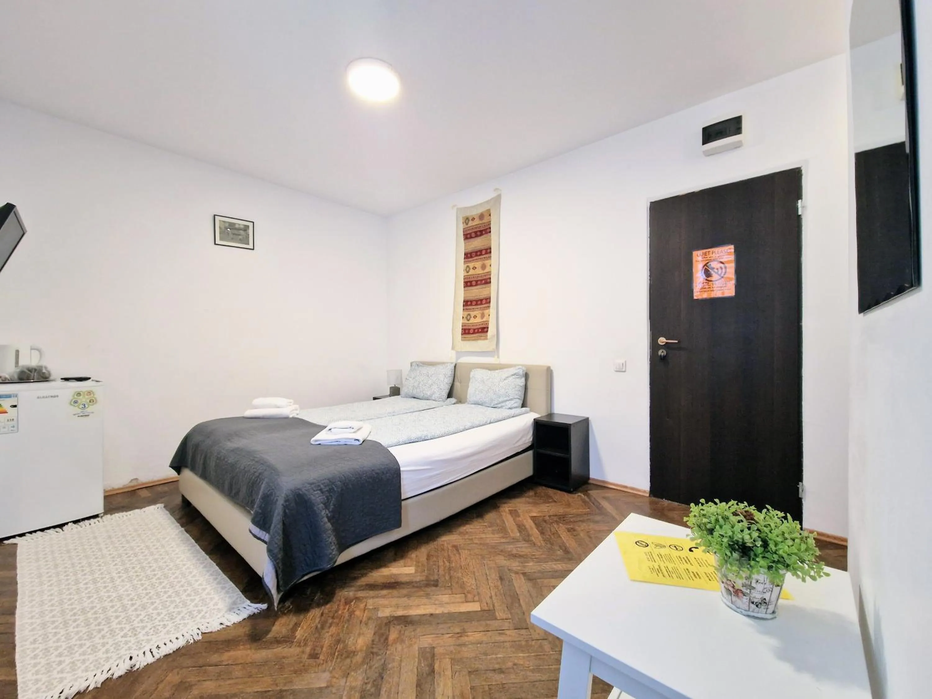 Economy Double Room in Main Square Apartments & More