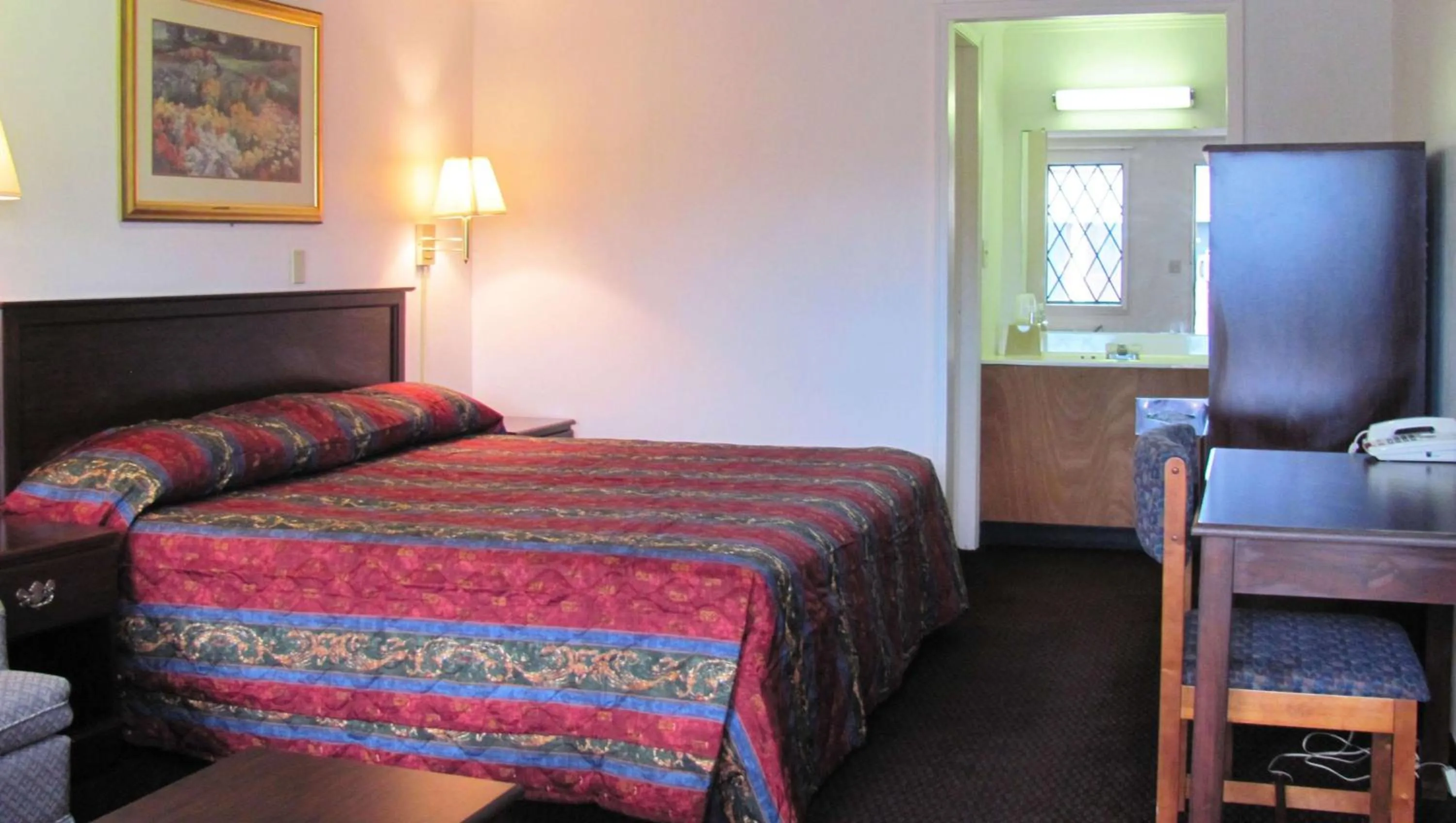 King Room - Non-Smoking in M Star Columbus North