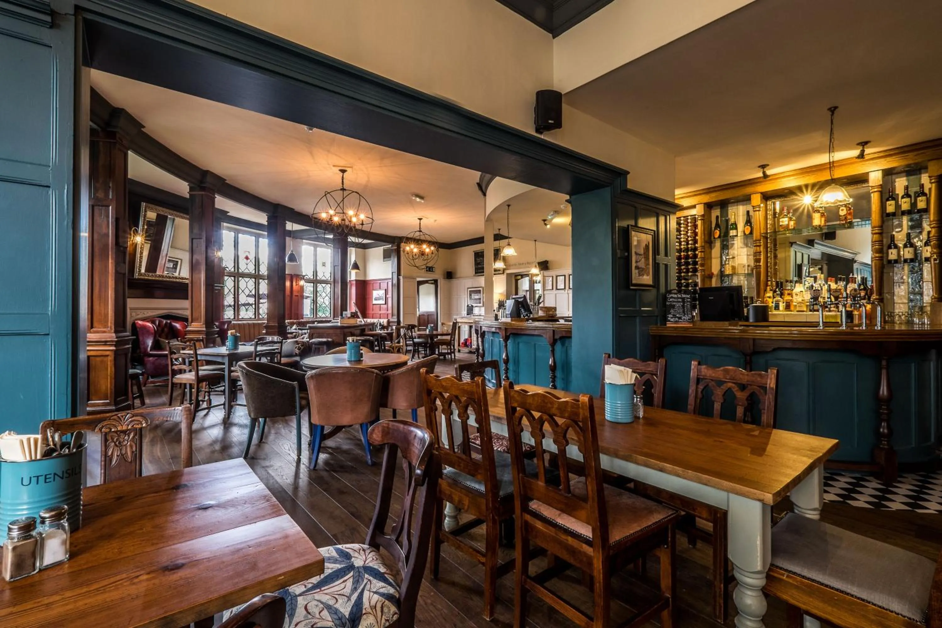 Day in Bridge Hotel
