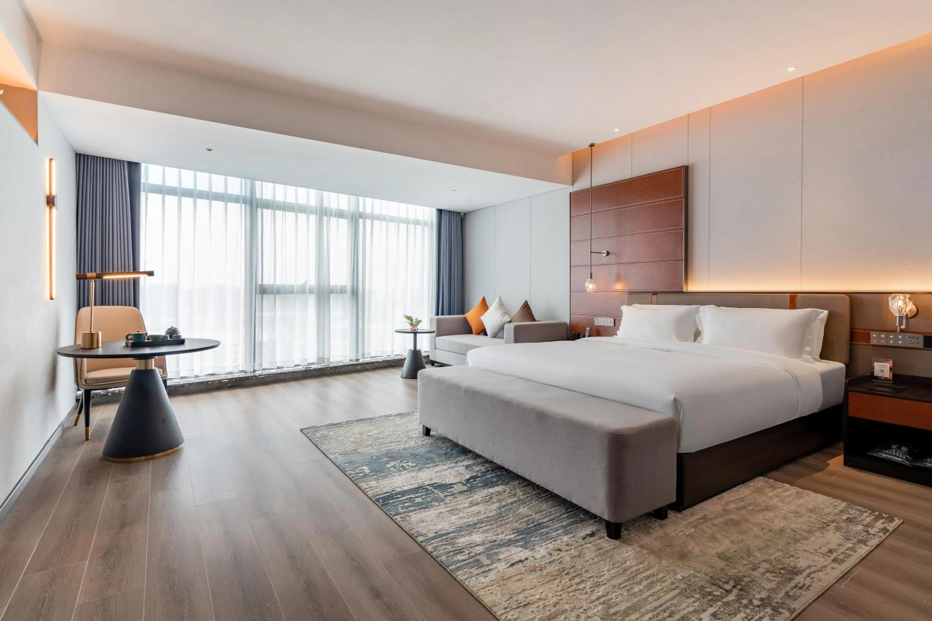 Deluxe King Room in The Puyan Hotel Hangzhou Jiubao